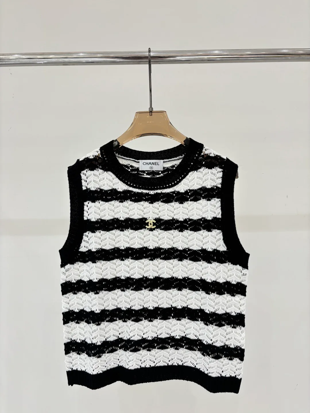 Жилеты Женские Chanel 12881224