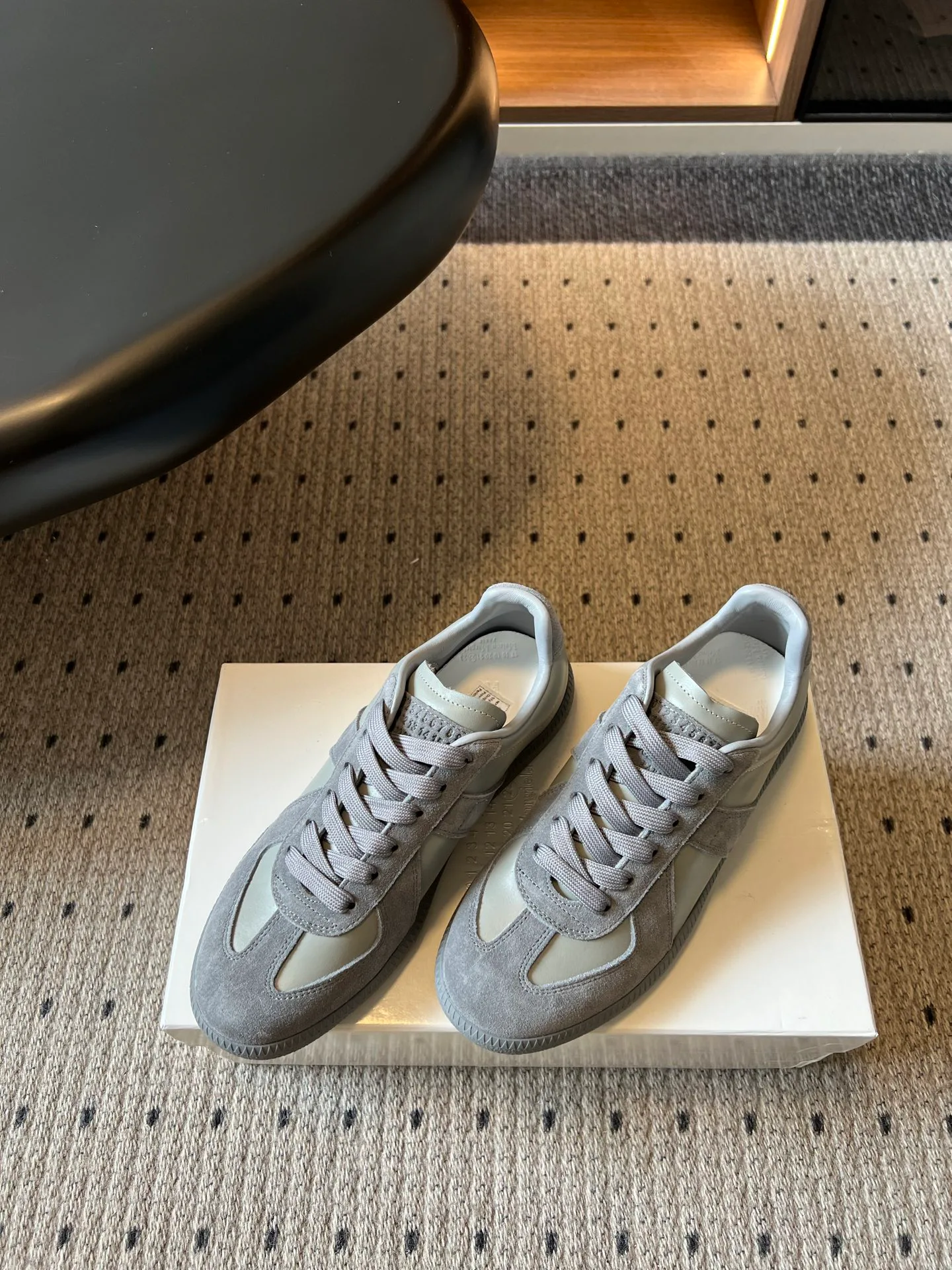 Кроссовки Женские Maison Margiela 17419550