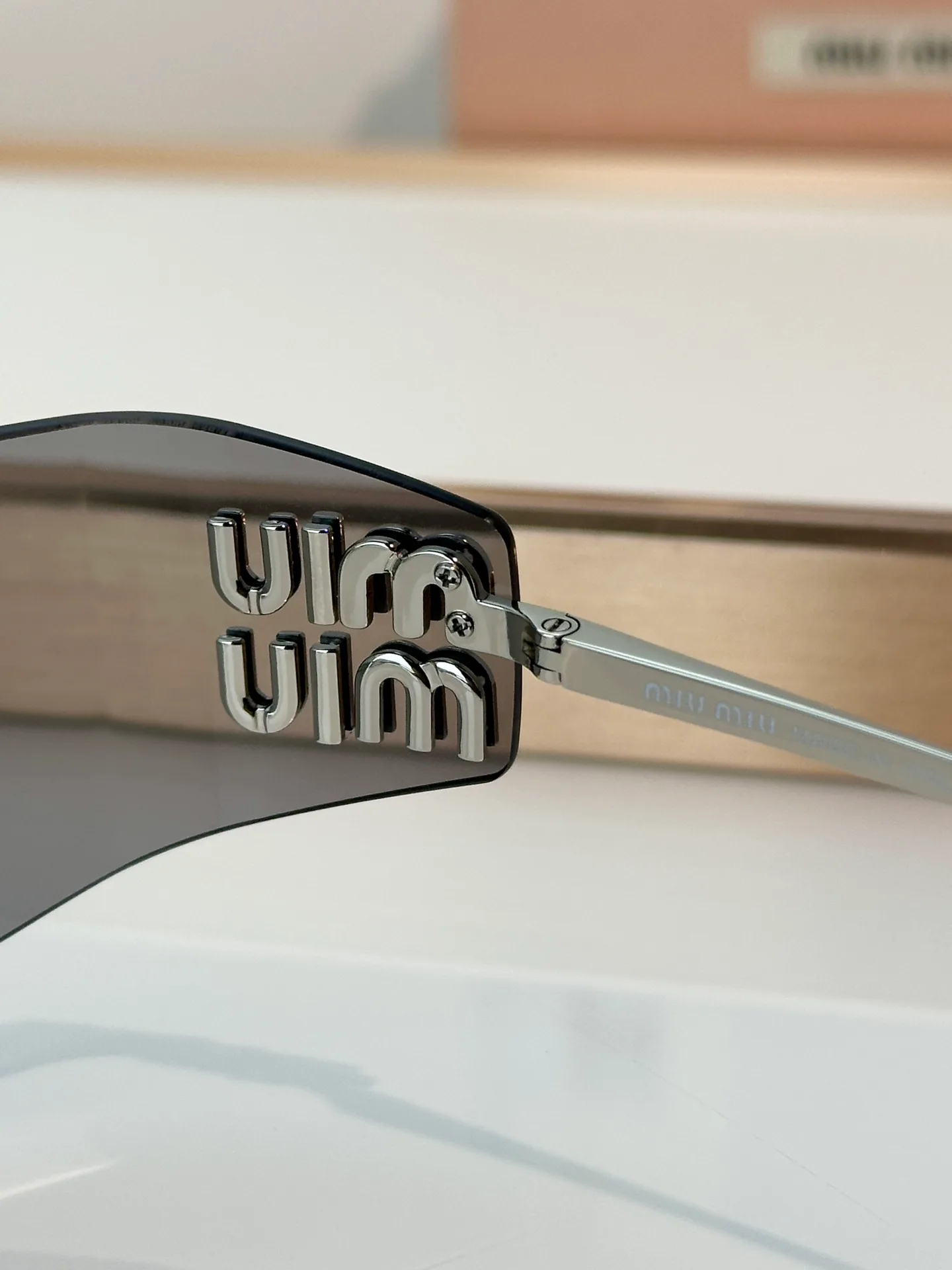 Очки Miu Miu 18095022