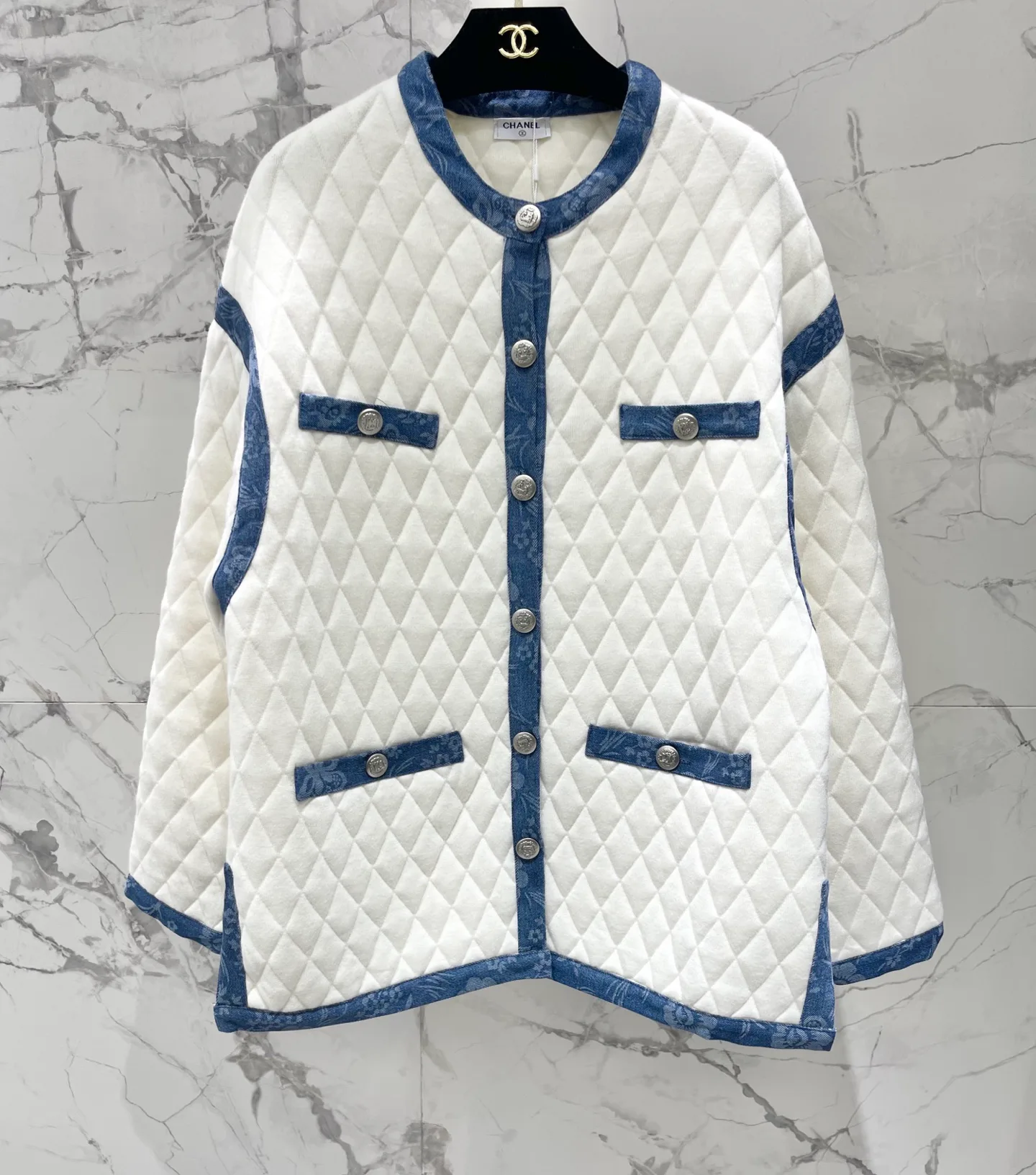 Джемперы И Свитеры Женские Chanel 18407903