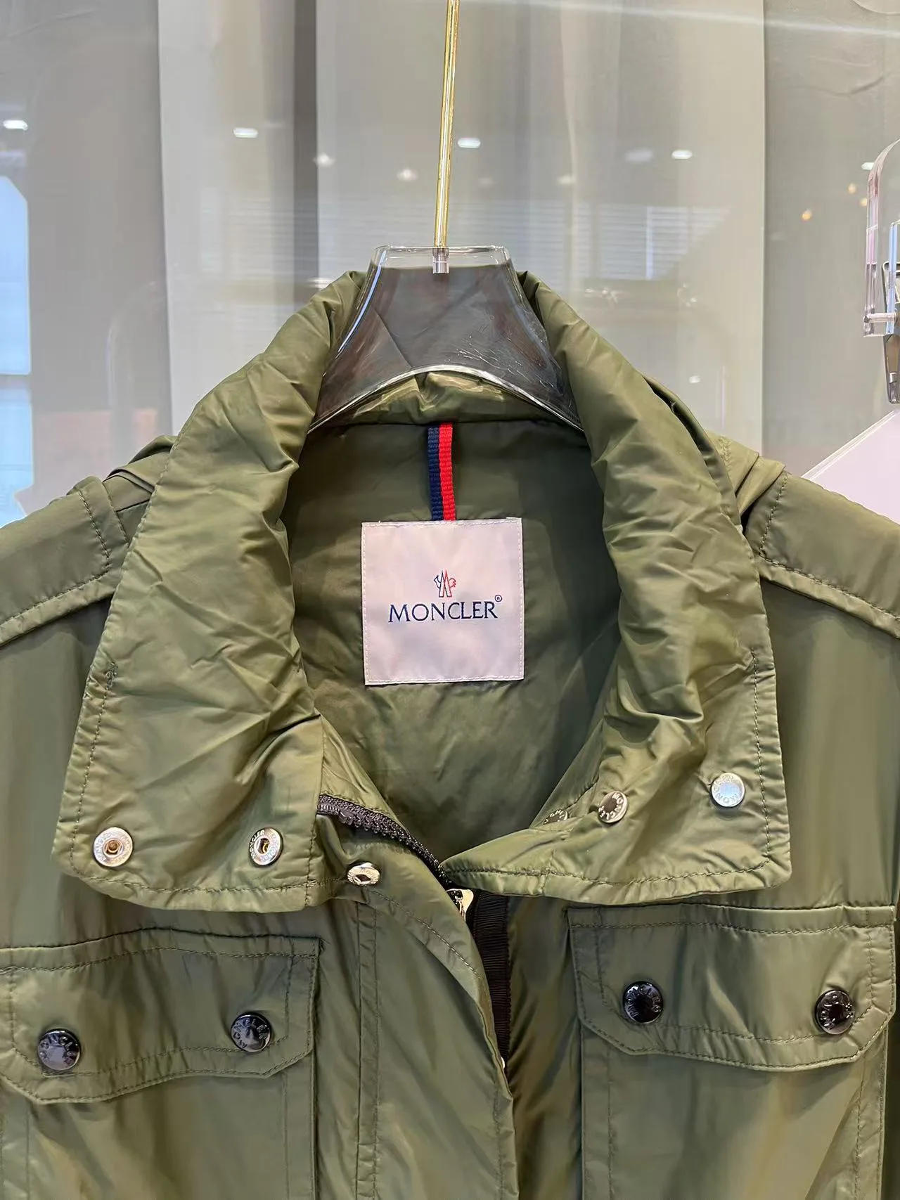Куртки И Пуховики Женские Moncler 30355