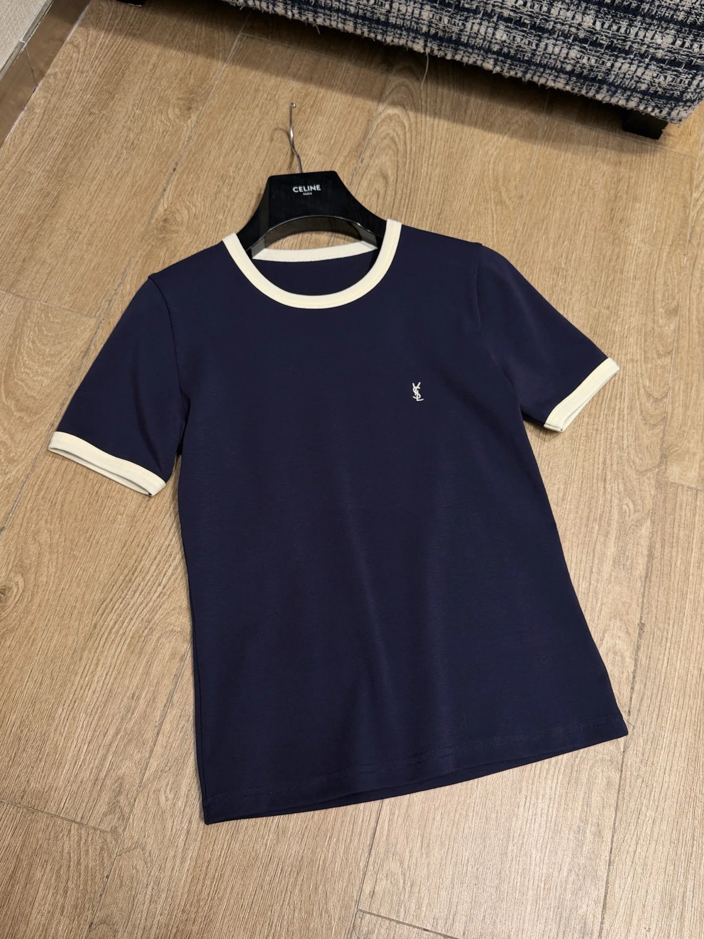 Футболки Женские Saint Laurent 12872540