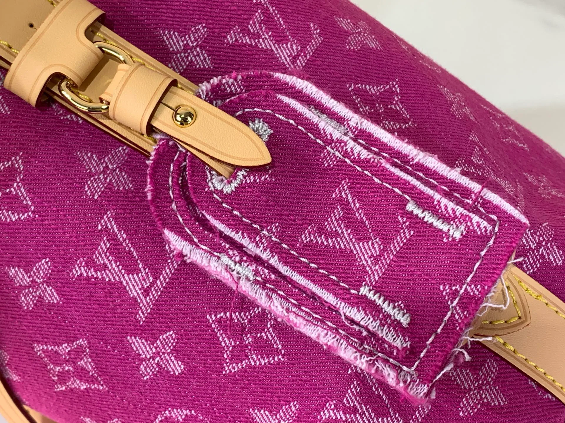 Классические Сумки Женские Louis Vuitton 11670339