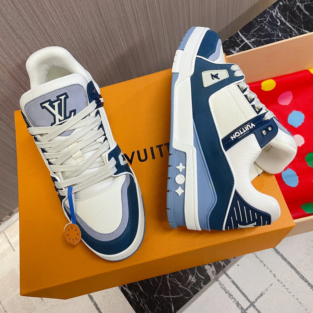 Кроссовки Женские Louis Vuitton 5494356