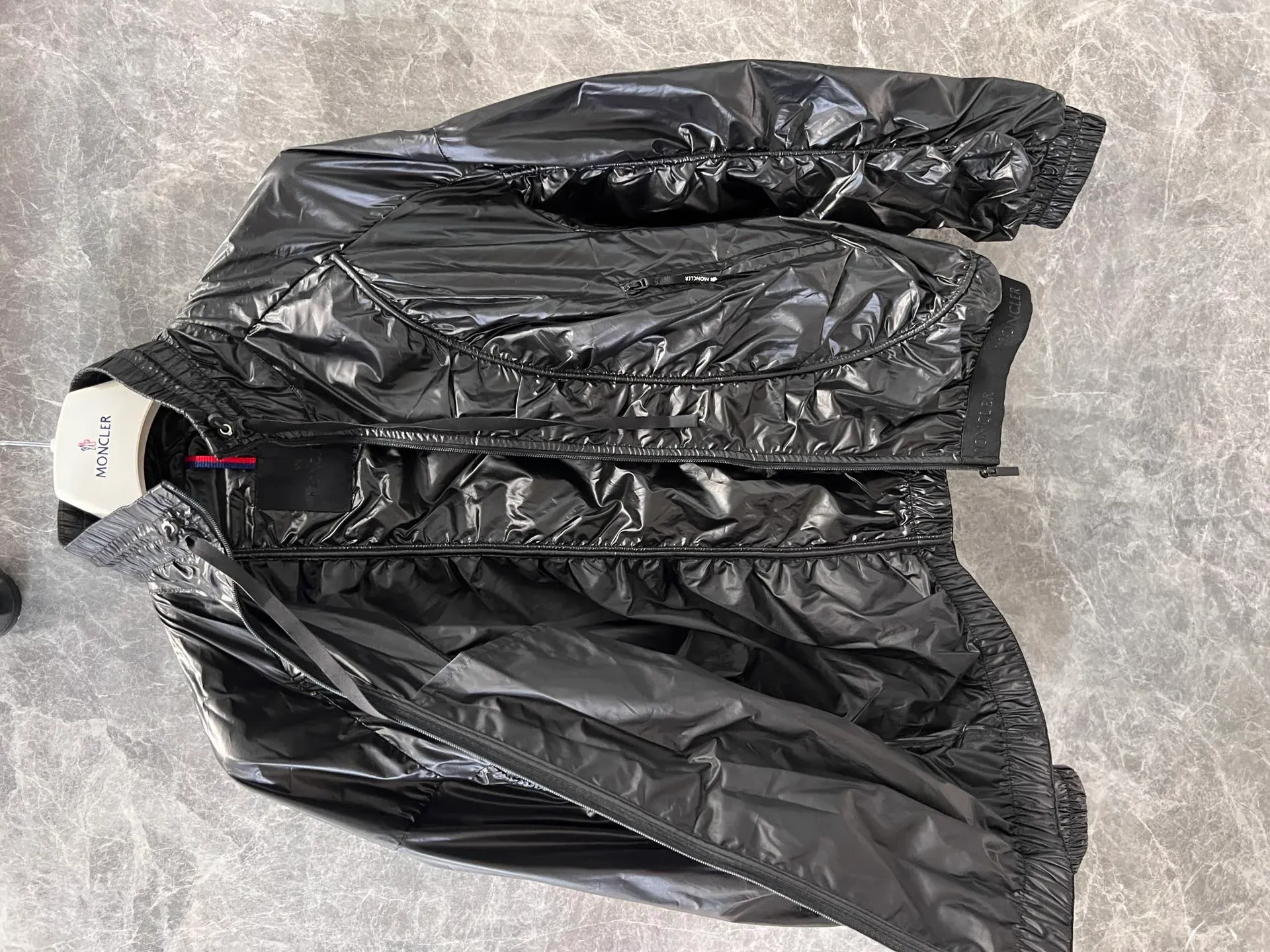 Куртки Женские Moncler 8818