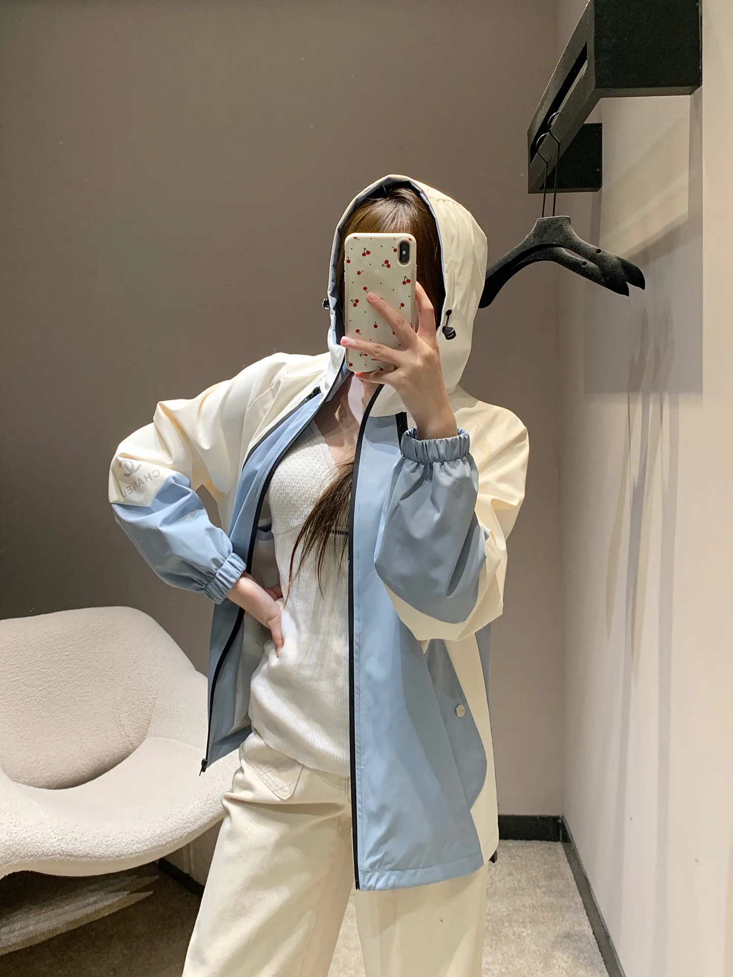 Куртки И Пуховики Женские Chanel 2206682