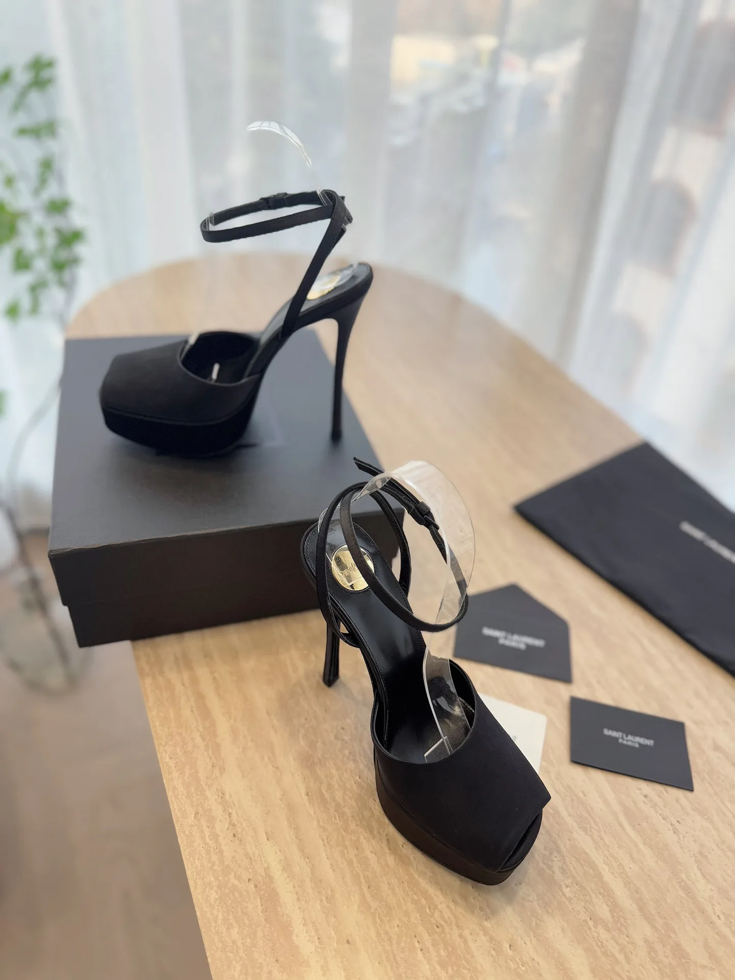 Босоножки Женские Saint Laurent 12815366