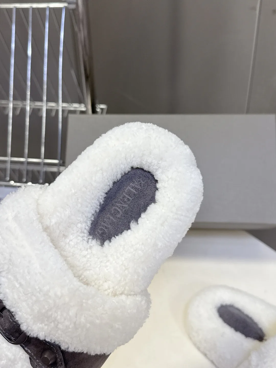 Тапочки Женские Balenciaga 185594