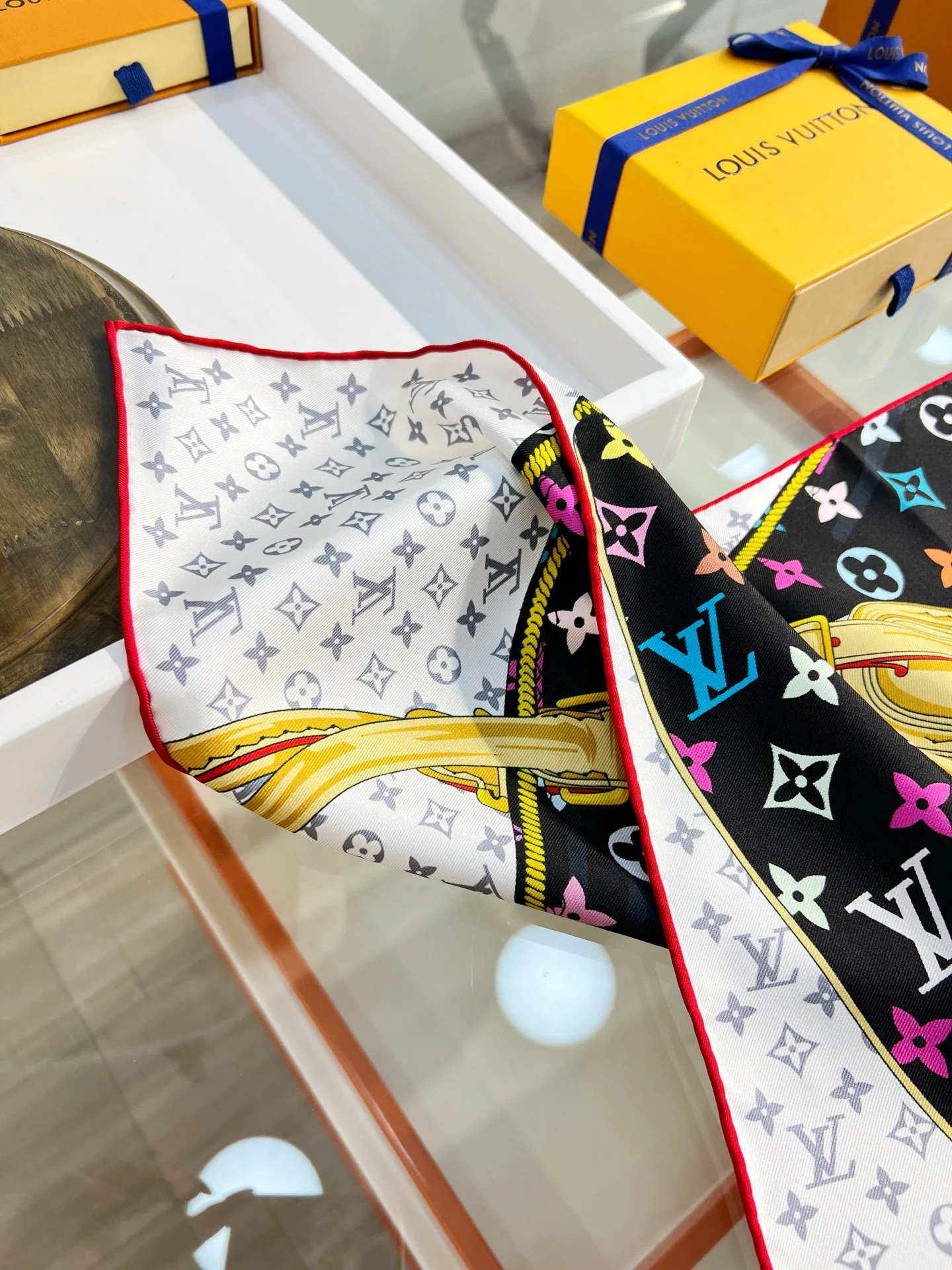 Платки Louis Vuitton 11649642