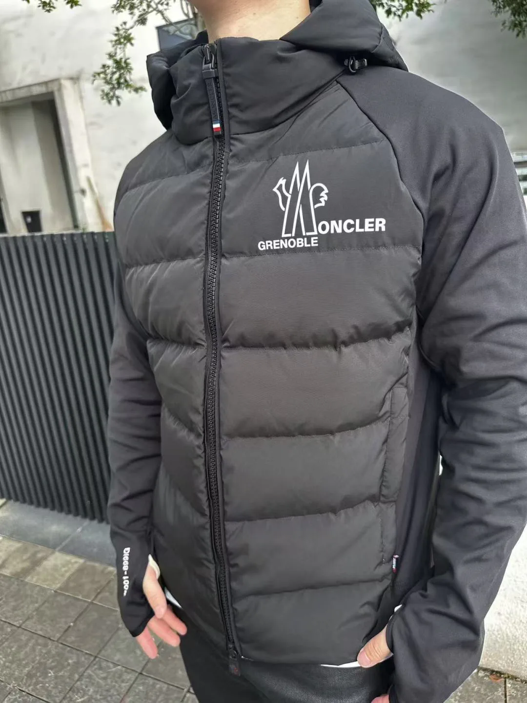 Куртки И Пуховики Мужские Moncler 8973499