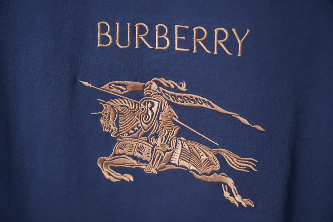 Футболки Женские Burberry 10937907