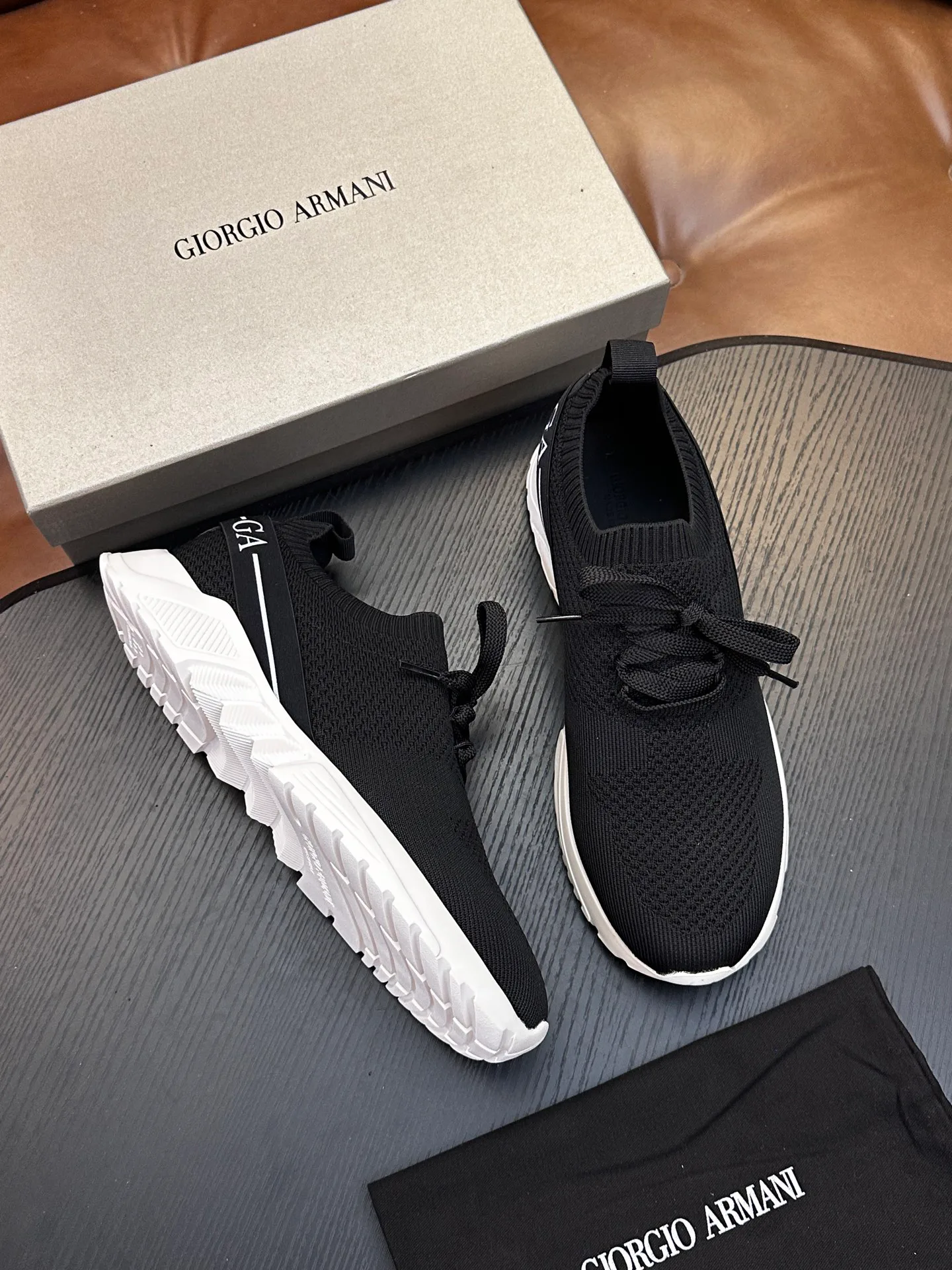 Кроссовки Мужские Armani 11767955