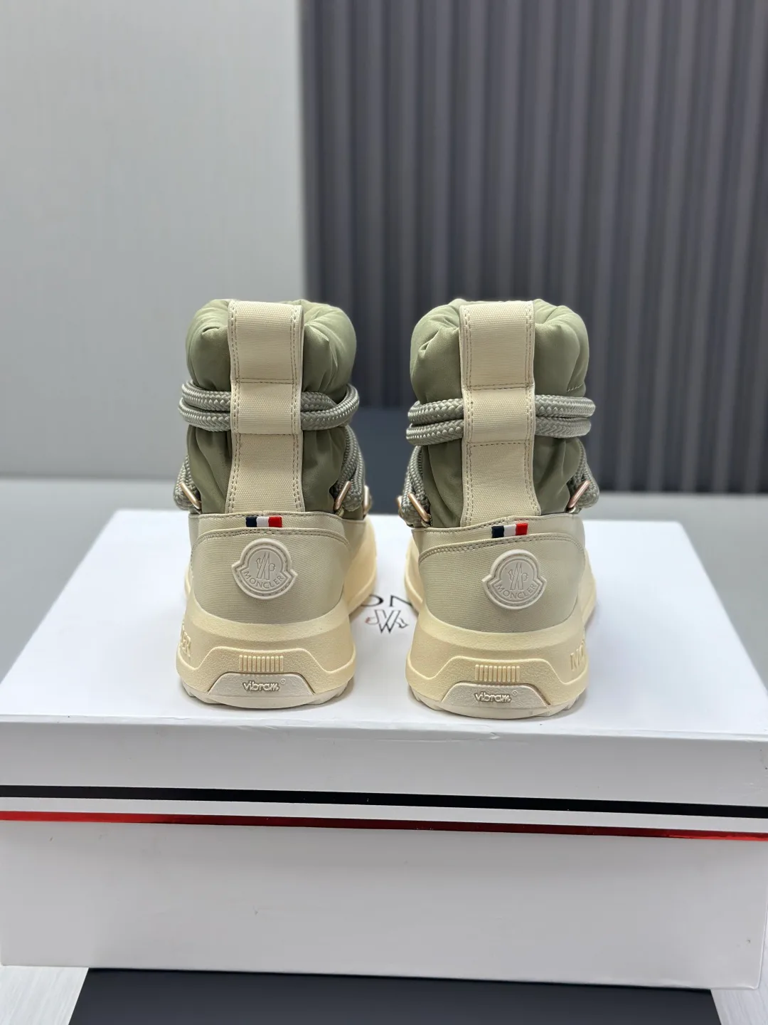 Угги Женские Balenciaga 1848656