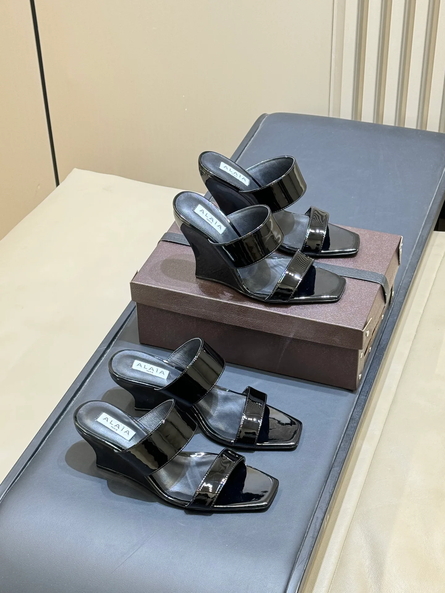 Босоножки Женские Alaia 3150342