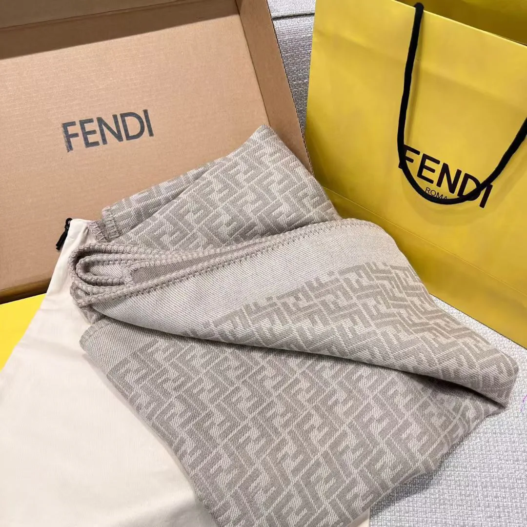 Шарфы Fendi 1669487
