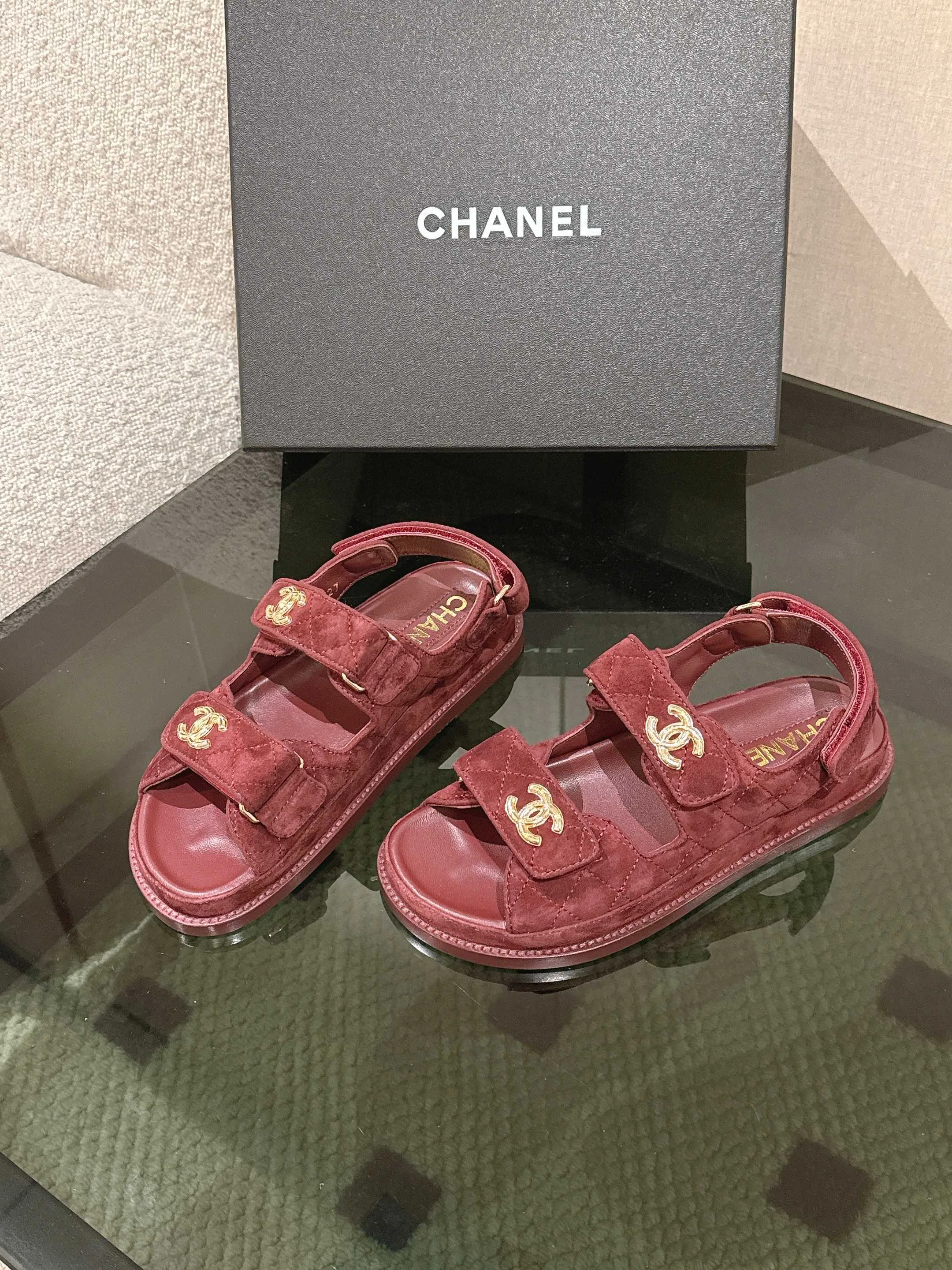 Сандалии Женские Chanel 11353684