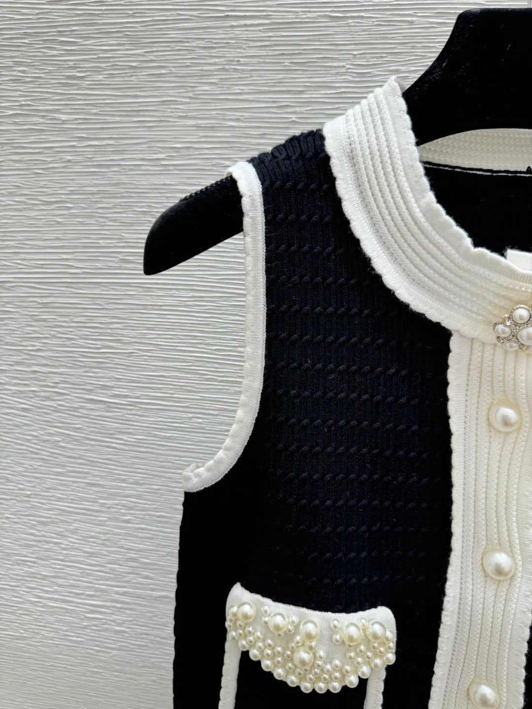 Жилеты Женские Chanel 11641974