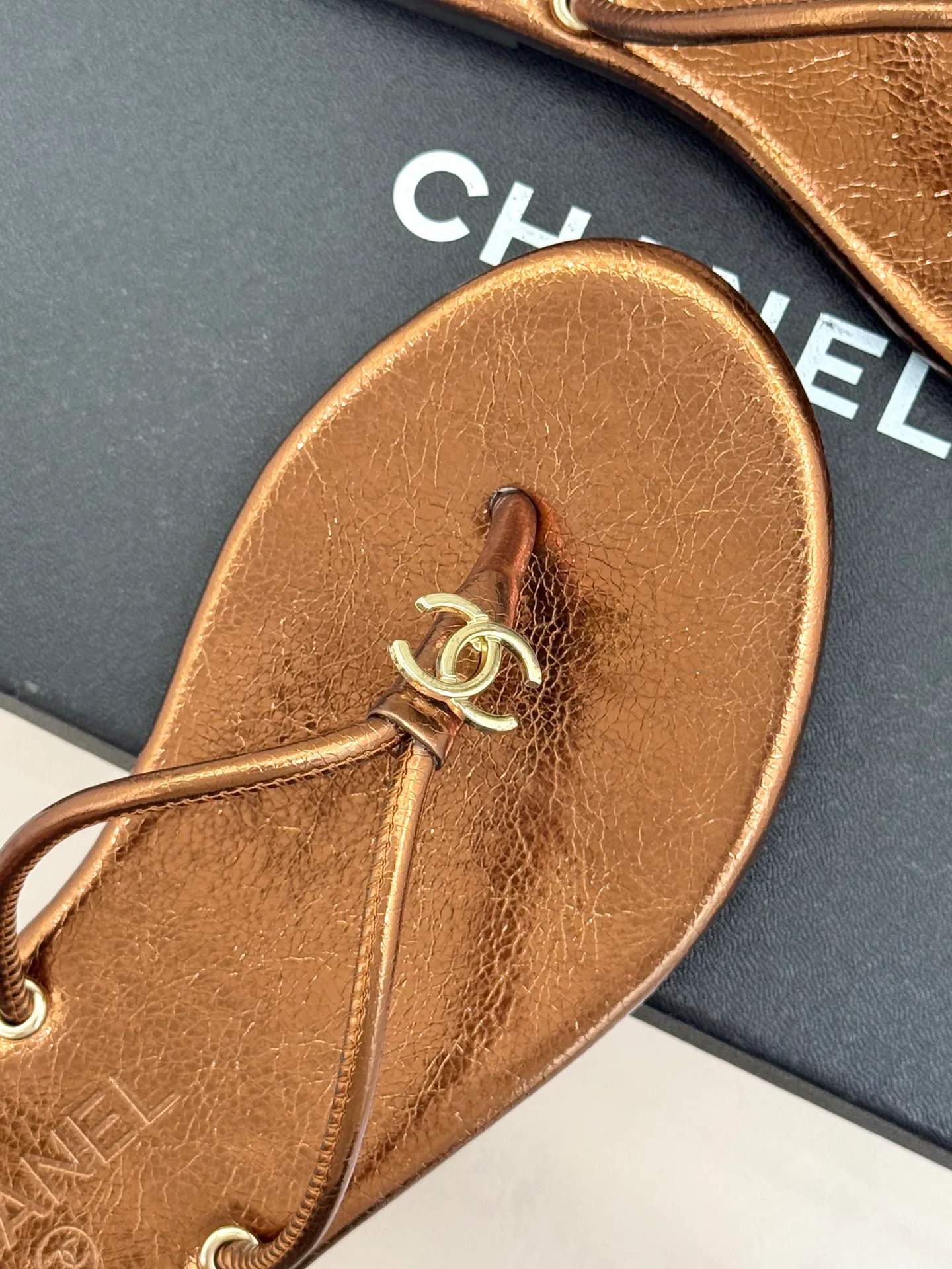 Шлепанцы Женские Chanel 11646709