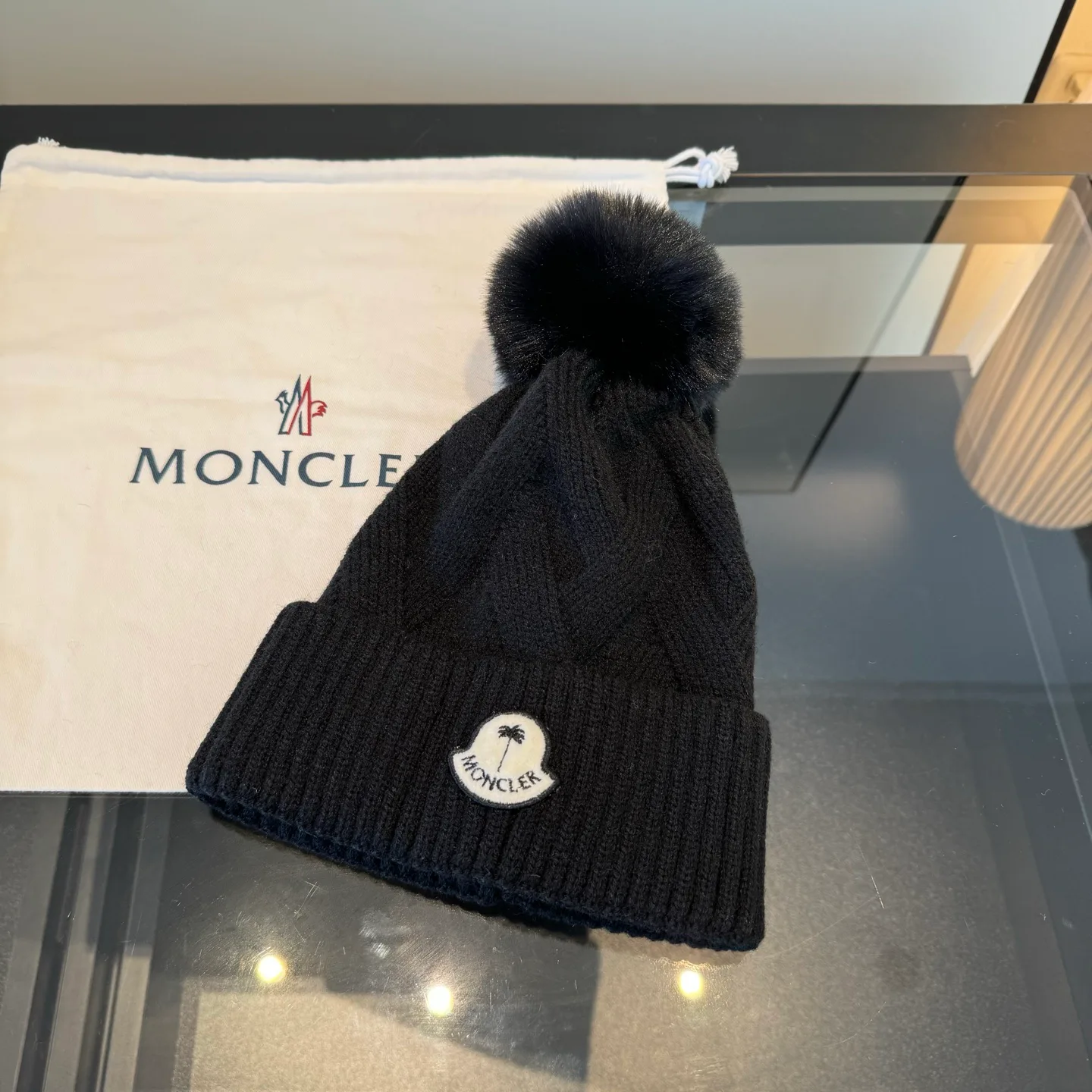 Головные Уборы Moncler 240469