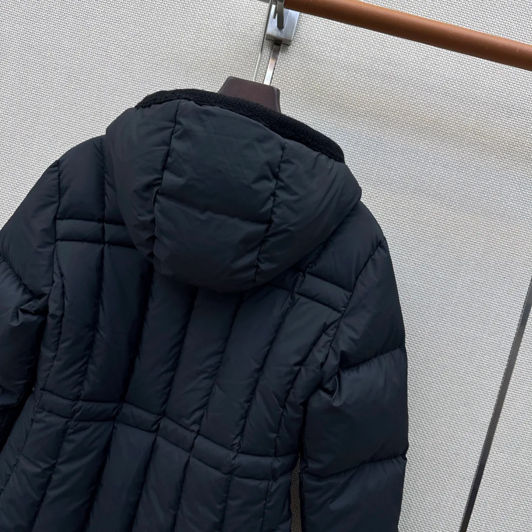 Куртки И Пуховики Женские Moncler 18015562