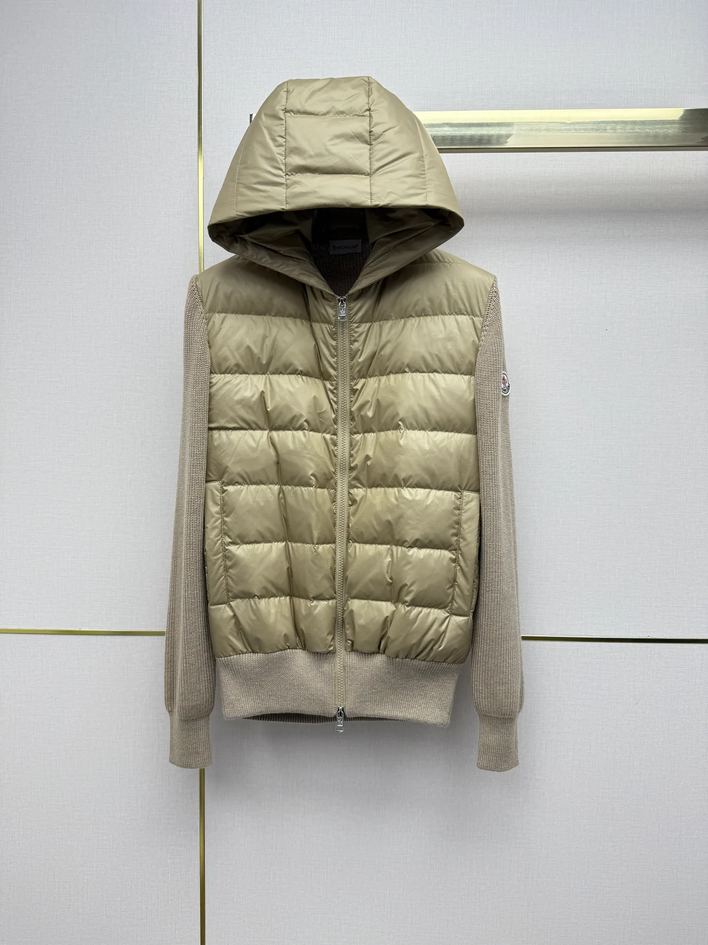 Куртки И Пуховики Женские Moncler 19187201