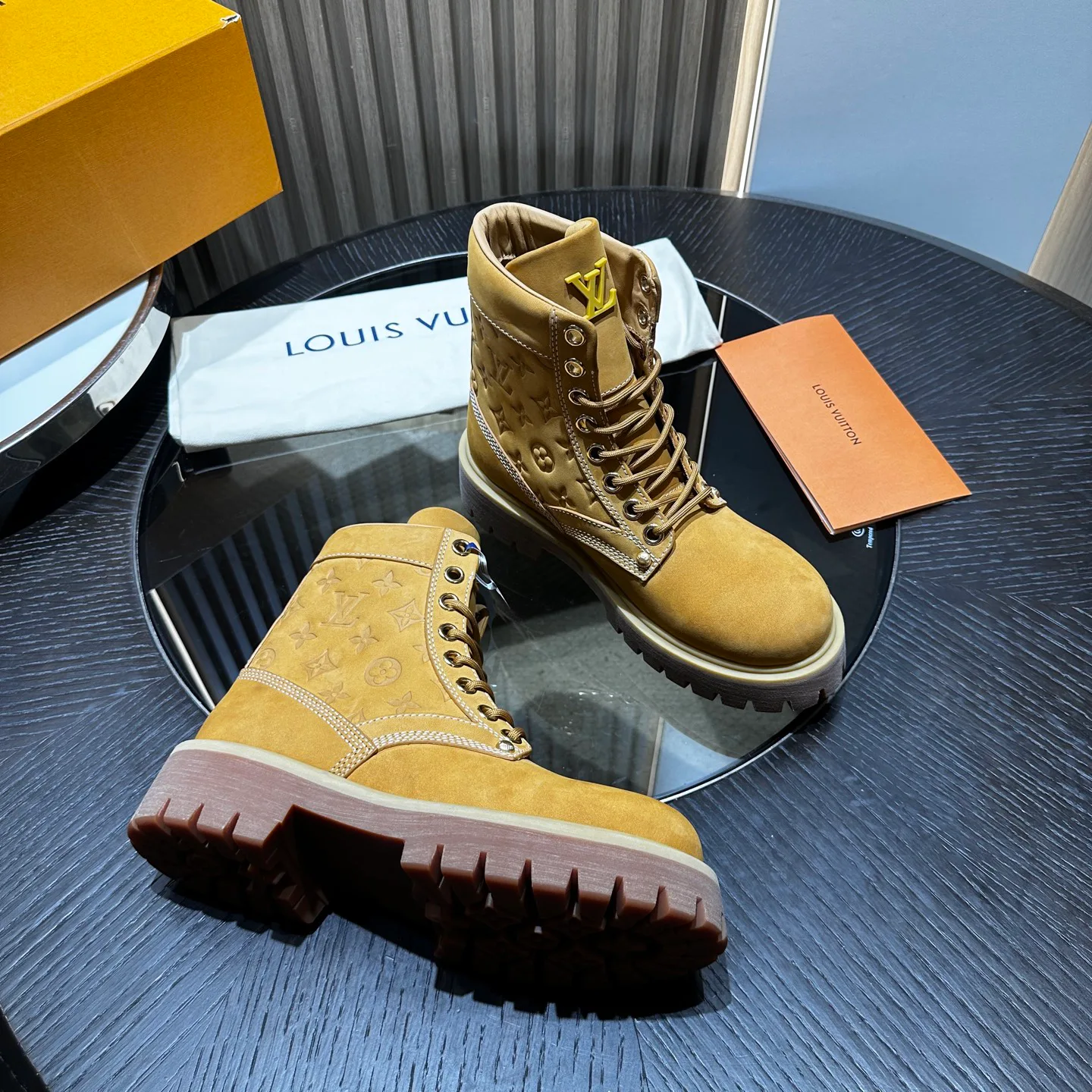 Ботинки Мужские Louis Vuitton 18995431