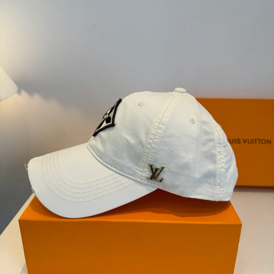 Головные Уборы Louis Vuitton 11469009