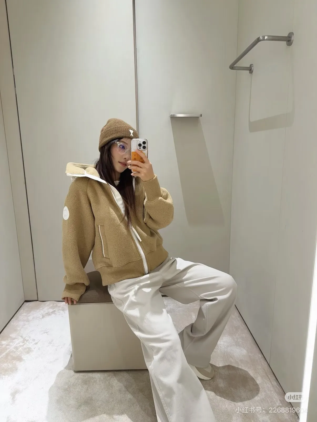 Куртки И Пуховики Женские Canada Goose 17998642
