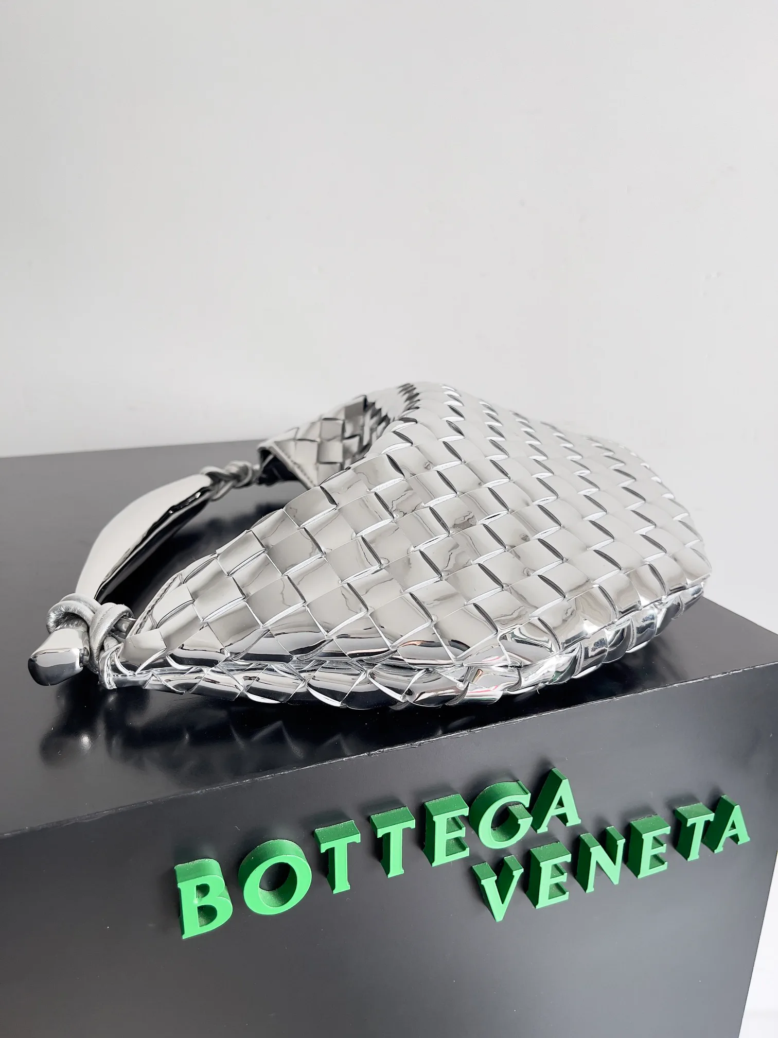 Классические Сумки Женские Bottega Veneta 368677
