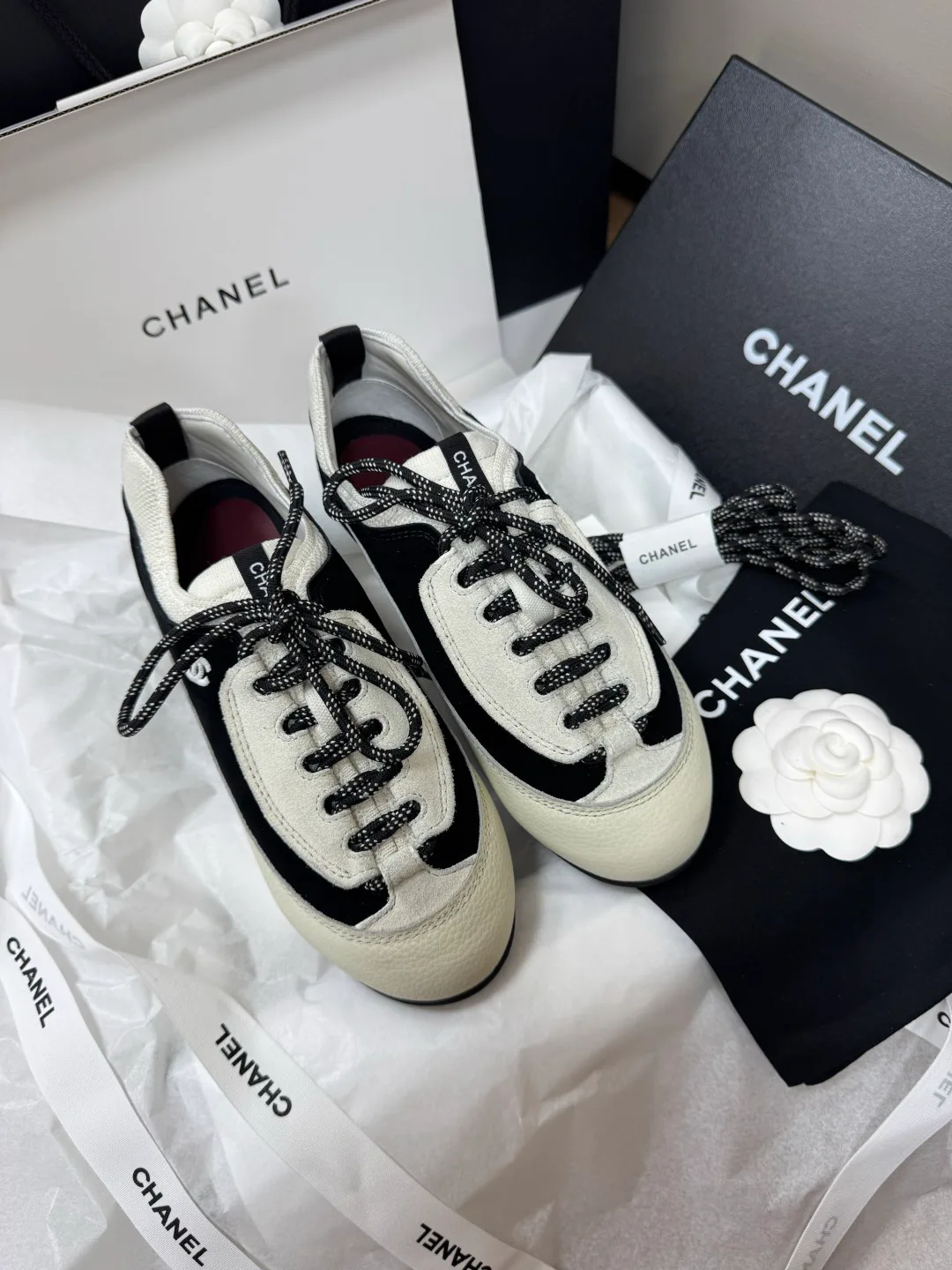 Кроссовки Женские Chanel 17358825