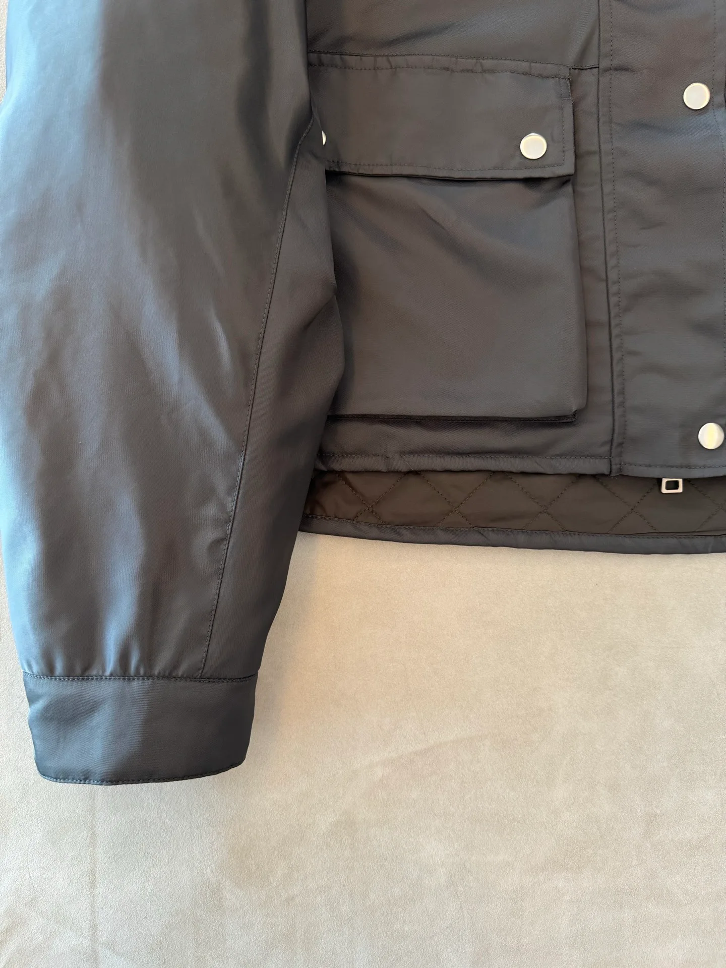 Куртки И Пуховики Женские Prada 18829821