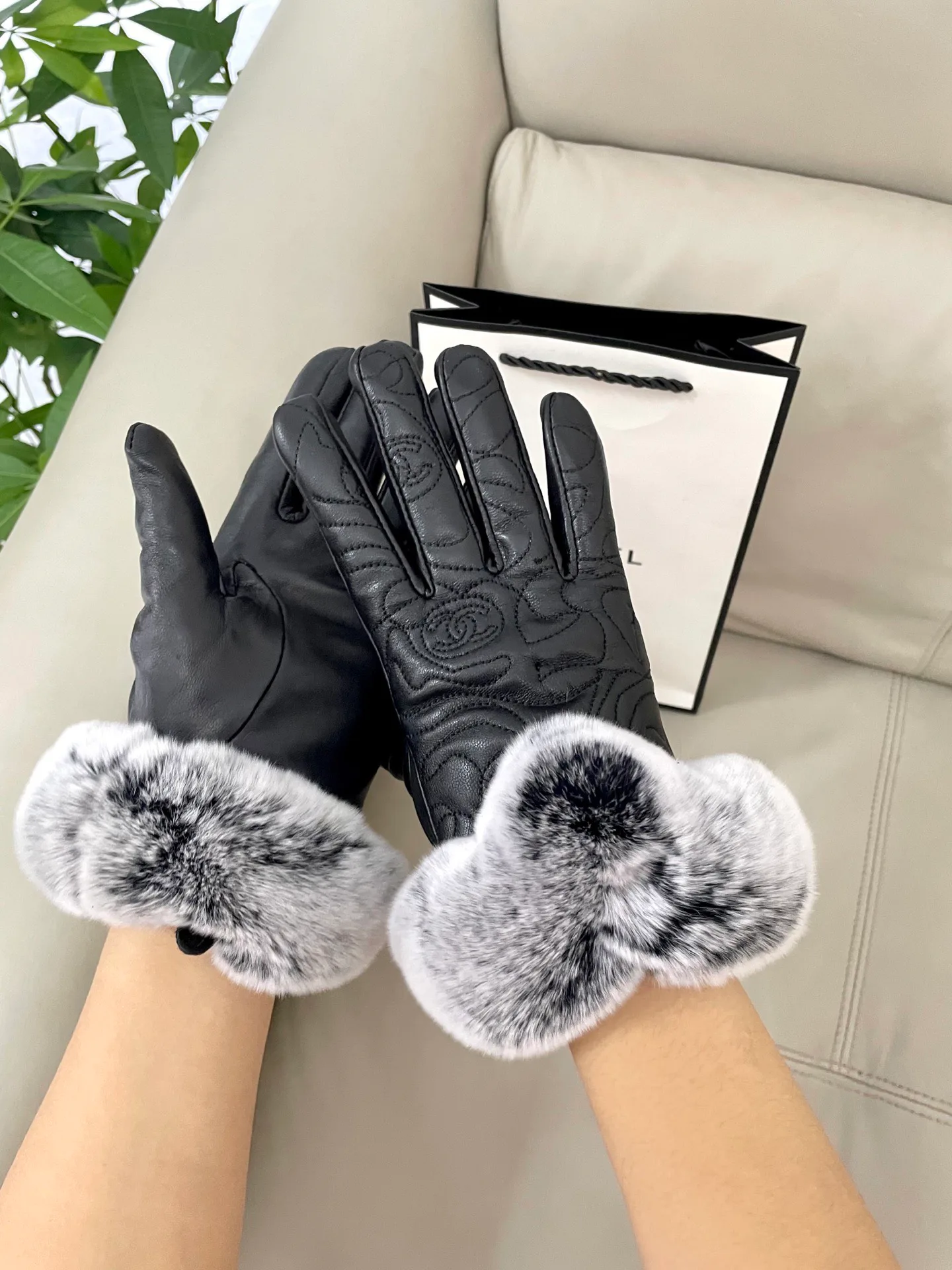 Перчатки Chanel 785717