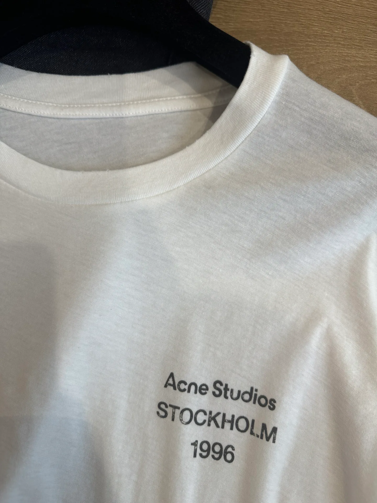 Футболки Женские Acne Studios 17159960