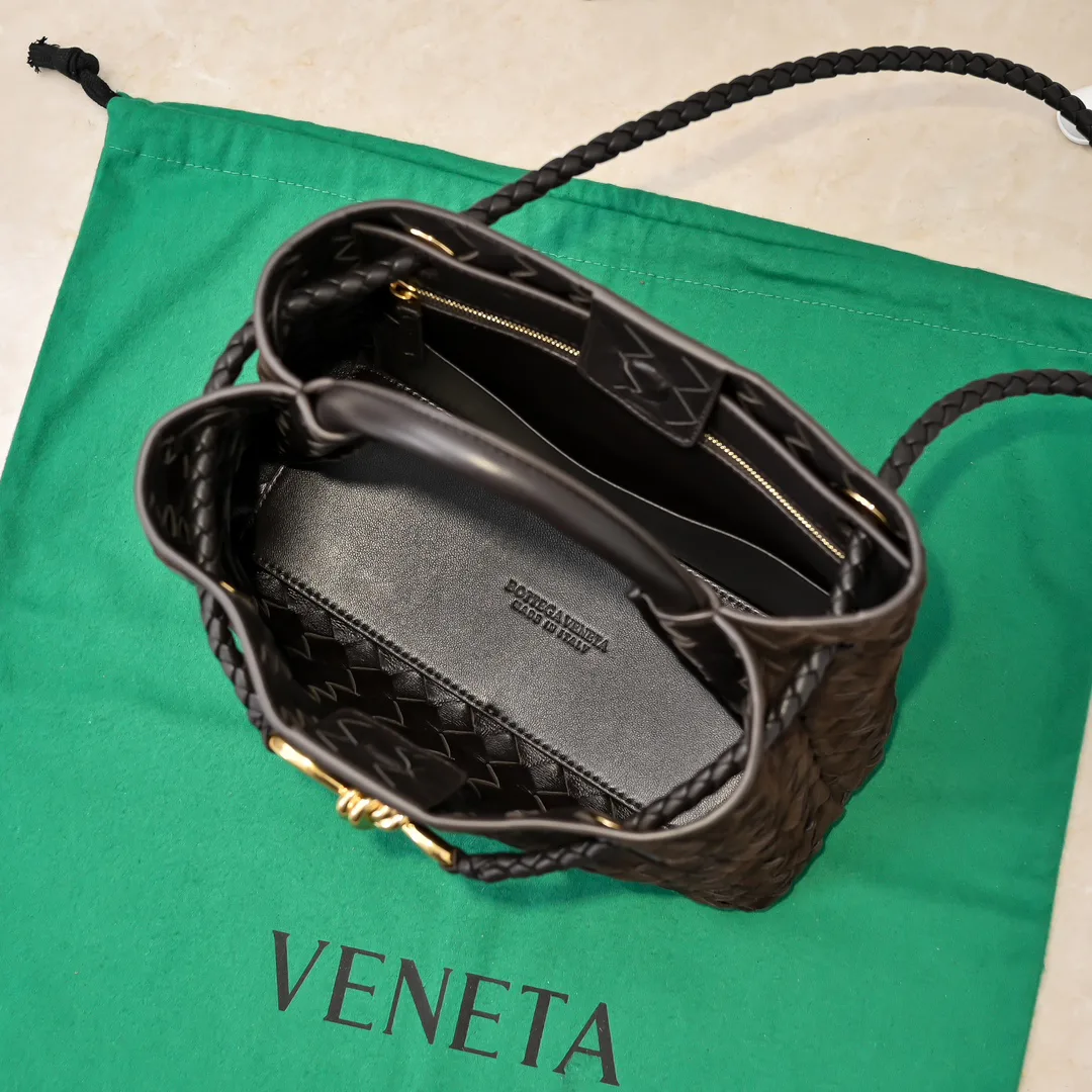 Классические Сумки Женские Bottega Veneta 11669035