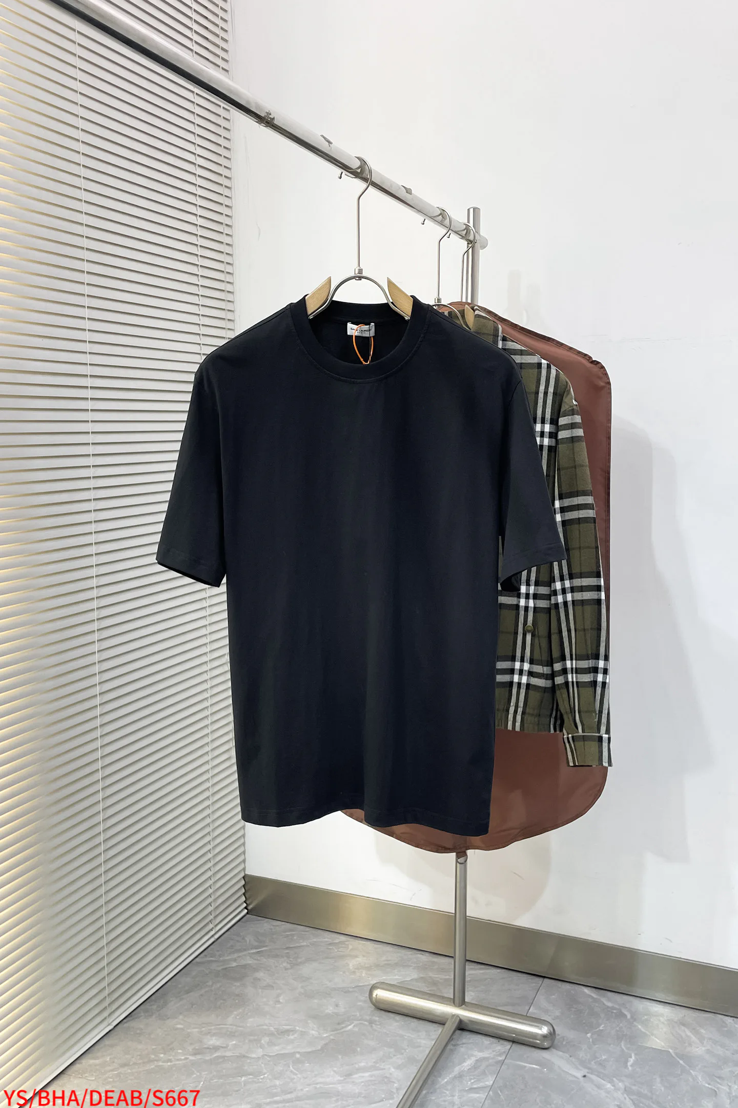 Футболки Женские Saint Laurent 9162054