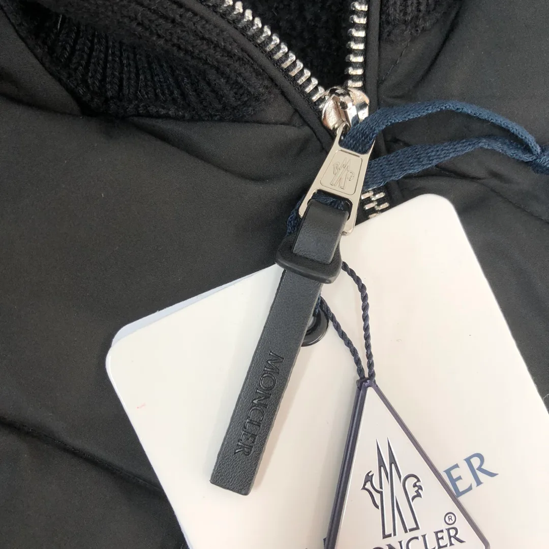 Куртки И Пуховики Мужские Moncler 375453