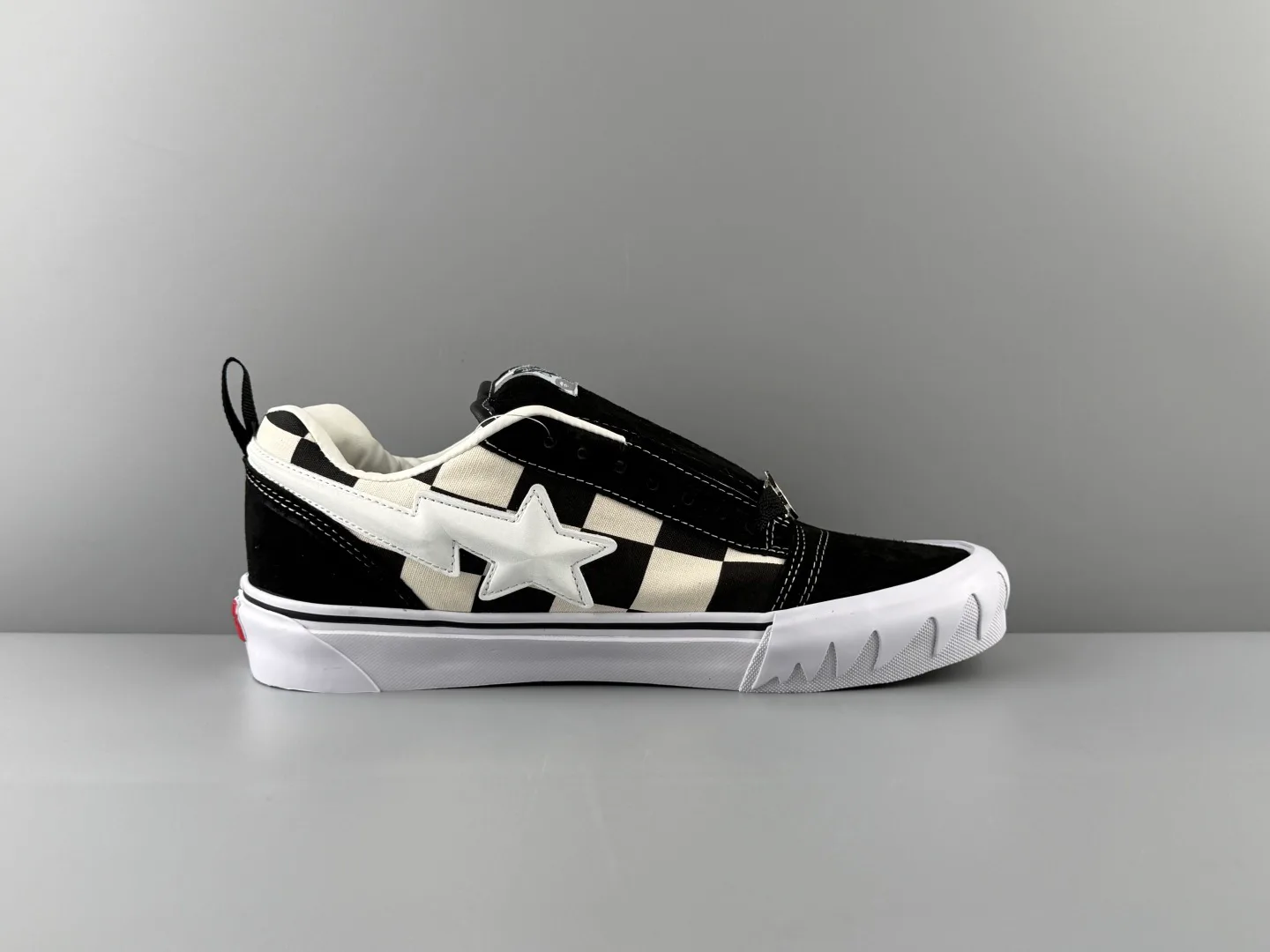 Кроссовки Женские Vans 18552294