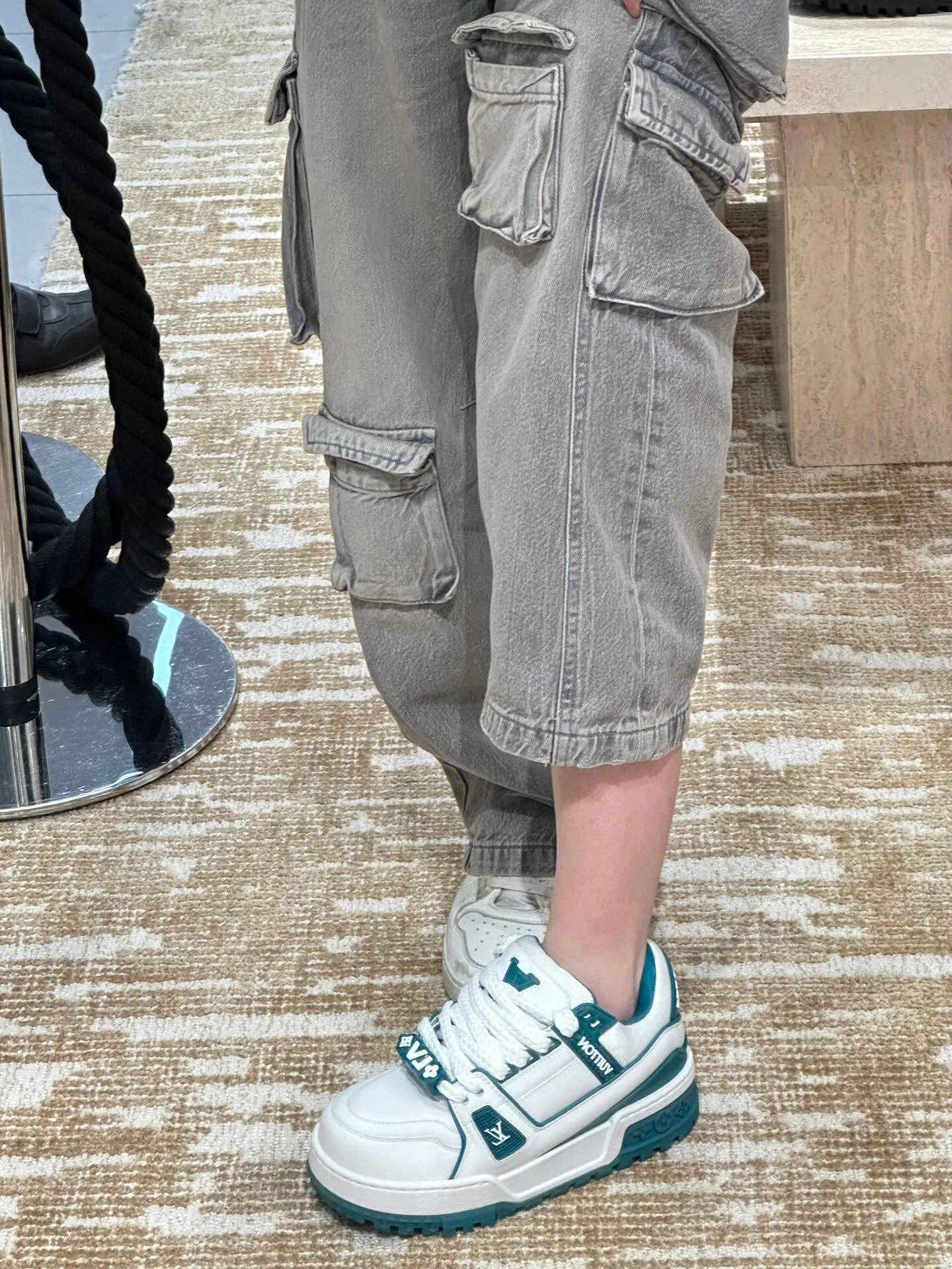 Кроссовки Женские Louis Vuitton 20296