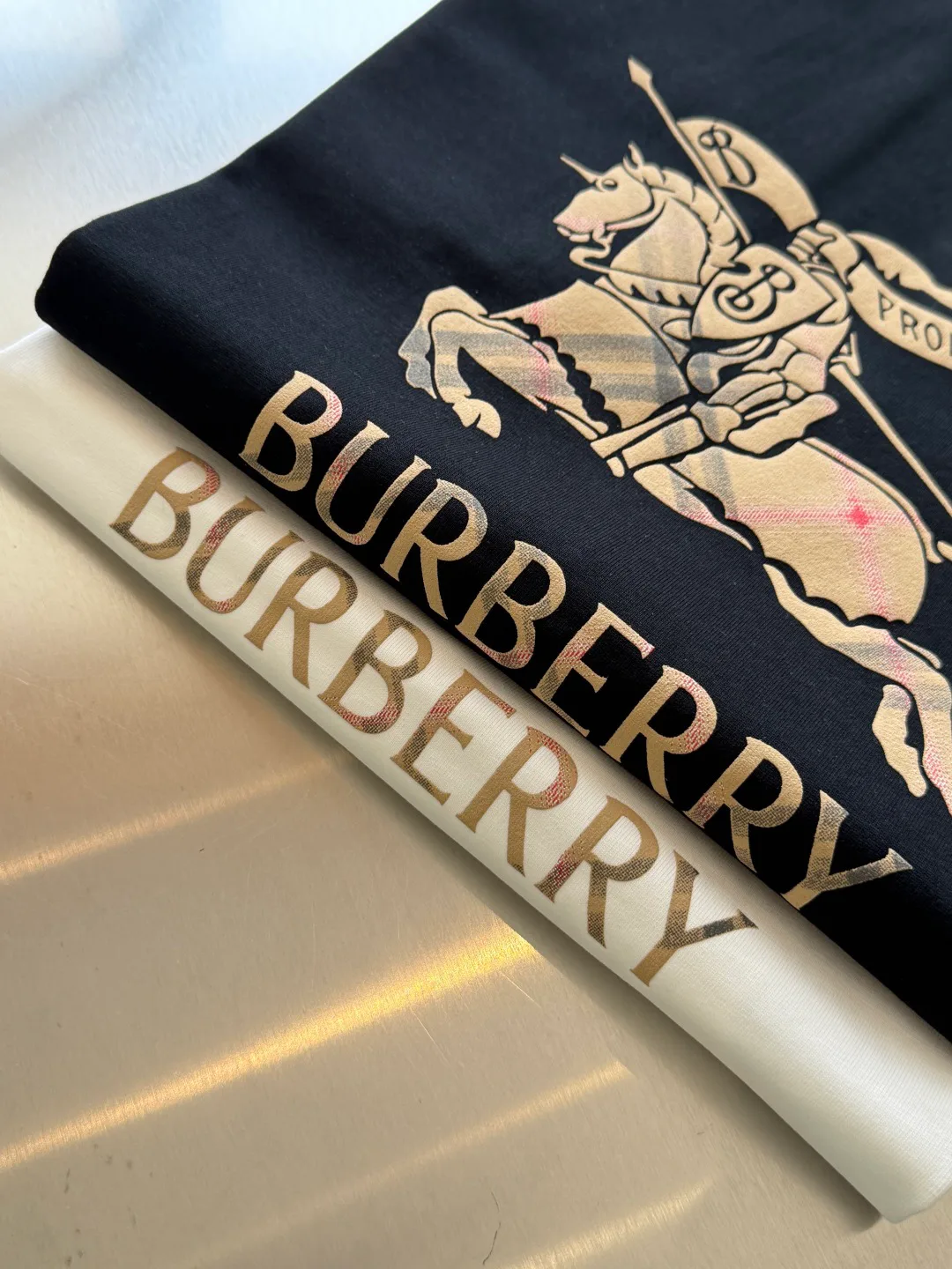 Футболки Женские Burberry 11615929