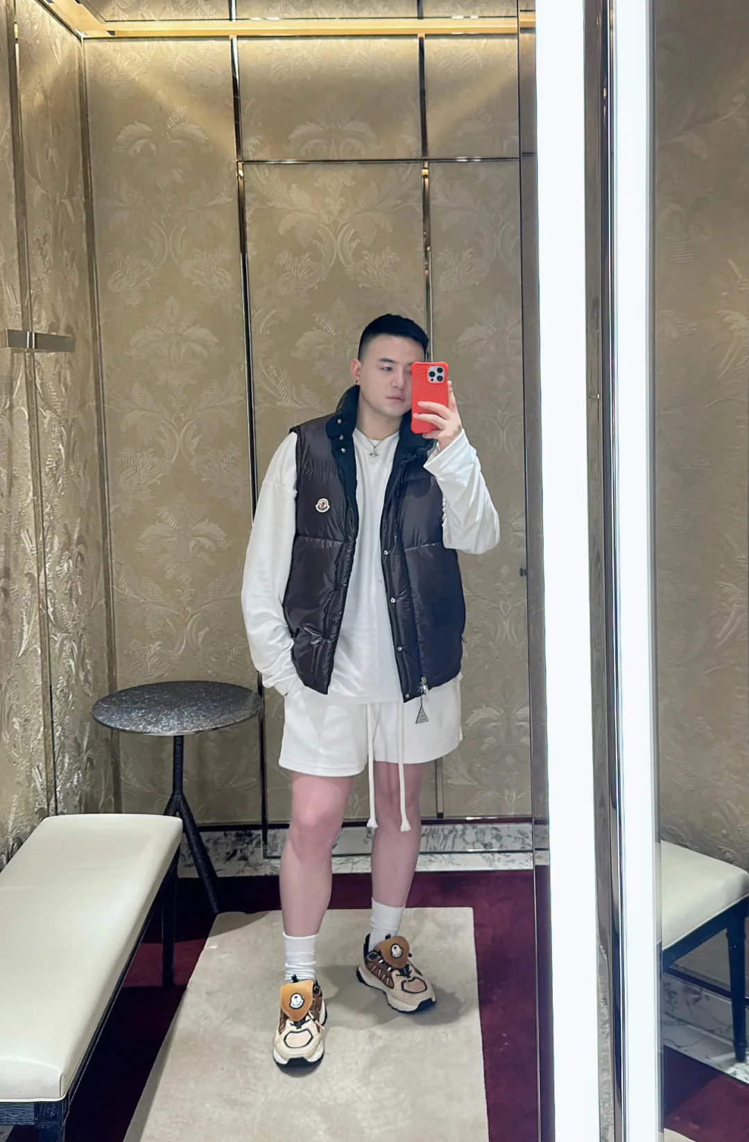 Куртки И Пуховики Мужские Moncler 723437