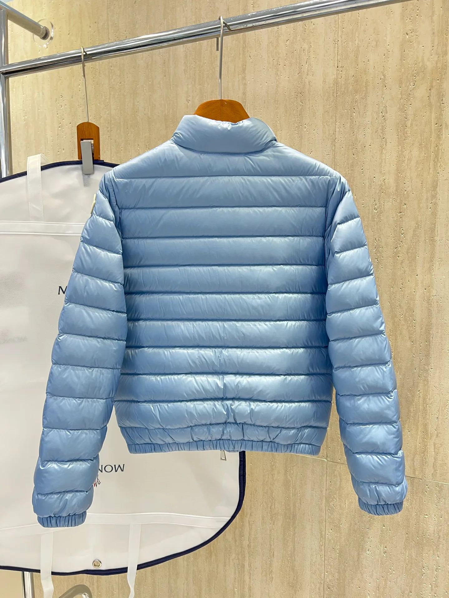 Куртки И Пуховики Женские Moncler 18212694