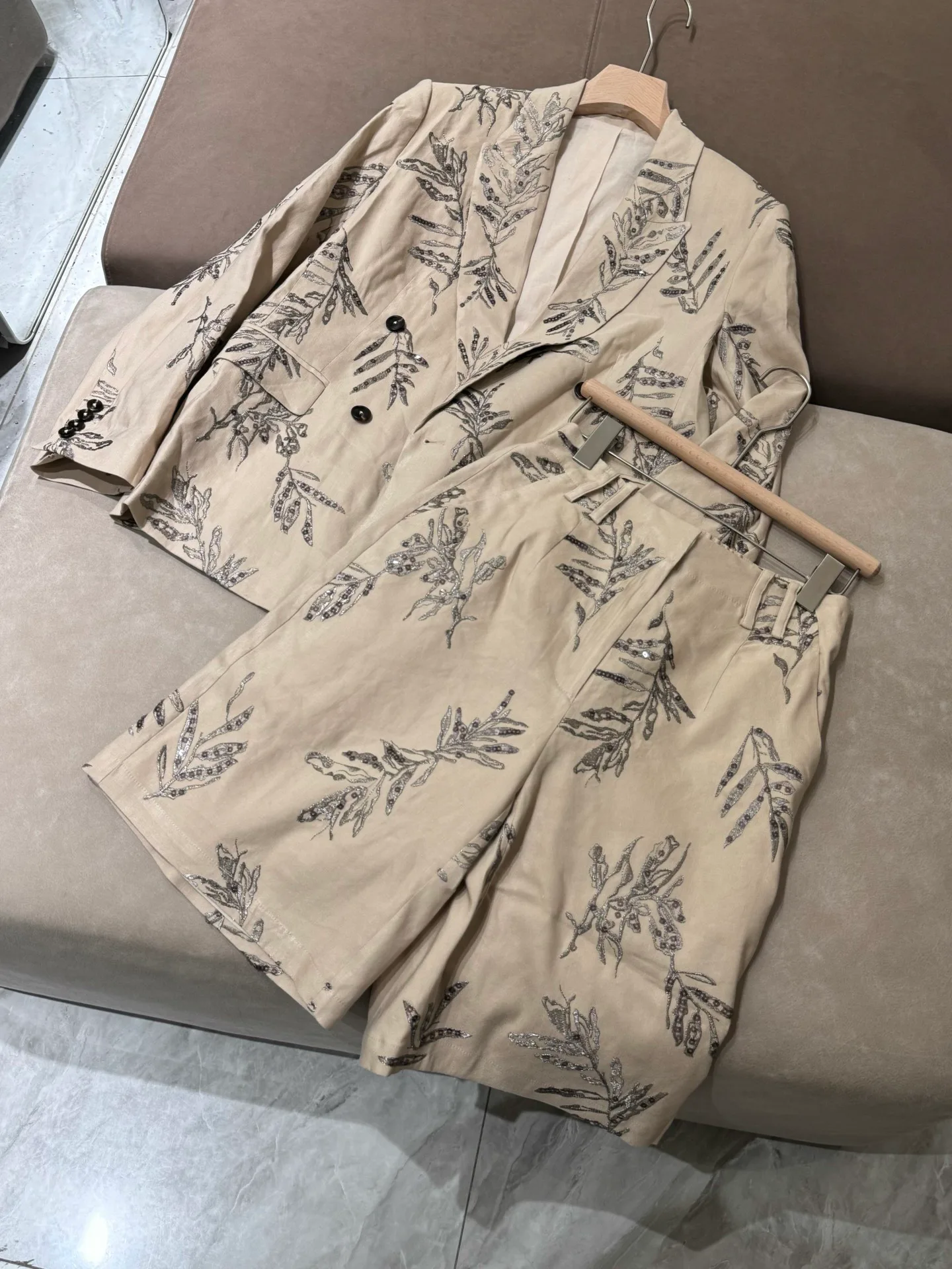 Шорты Женские Brunello Cucinelli 23523