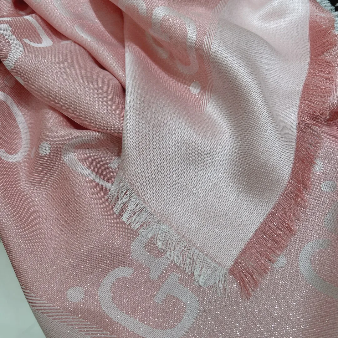 Шарфы Gucci 689008