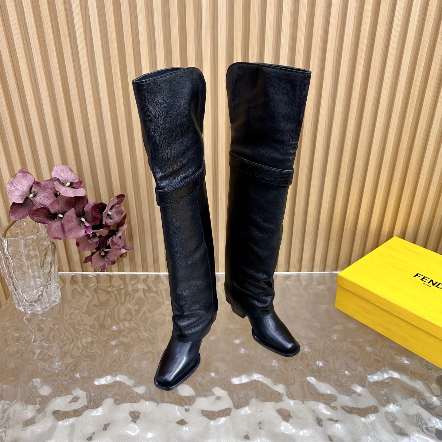 Сапоги Женские Fendi 18235462