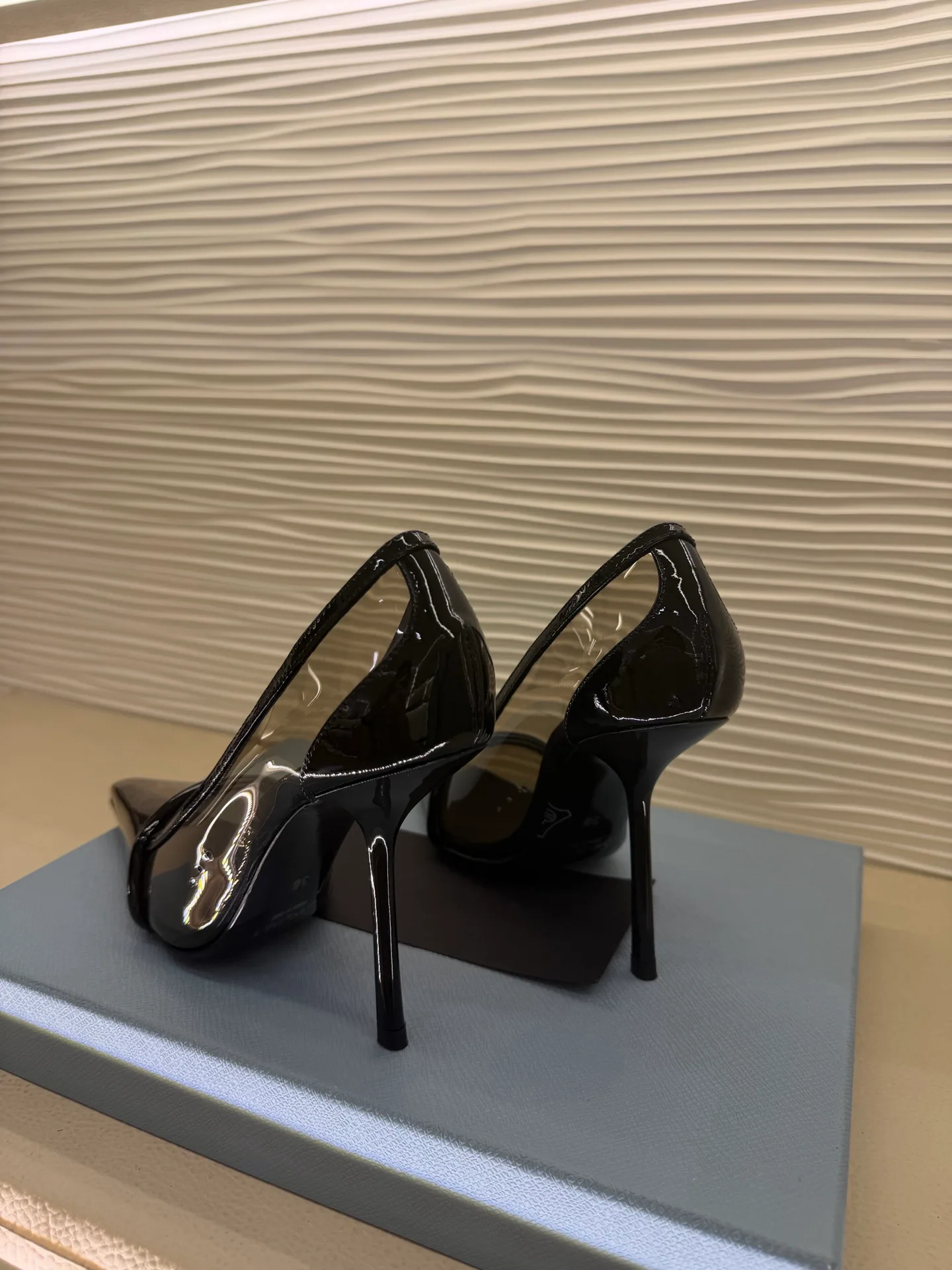 Туфли Женские Saint Laurent 17664974
