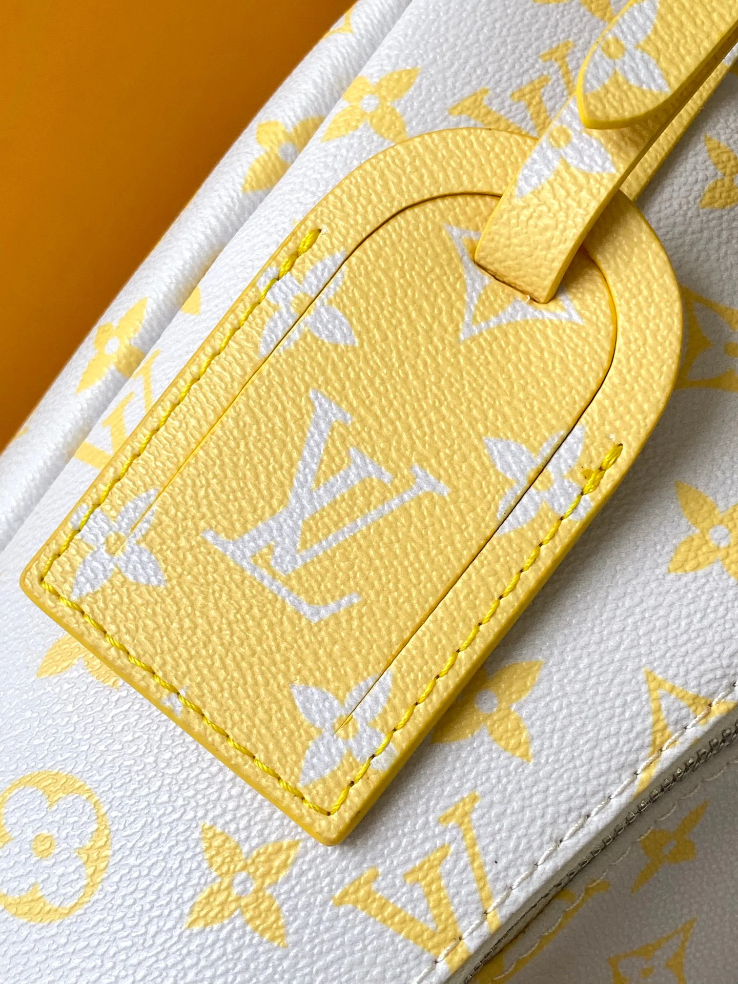 Рюкзаки Женские Louis Vuitton 546404