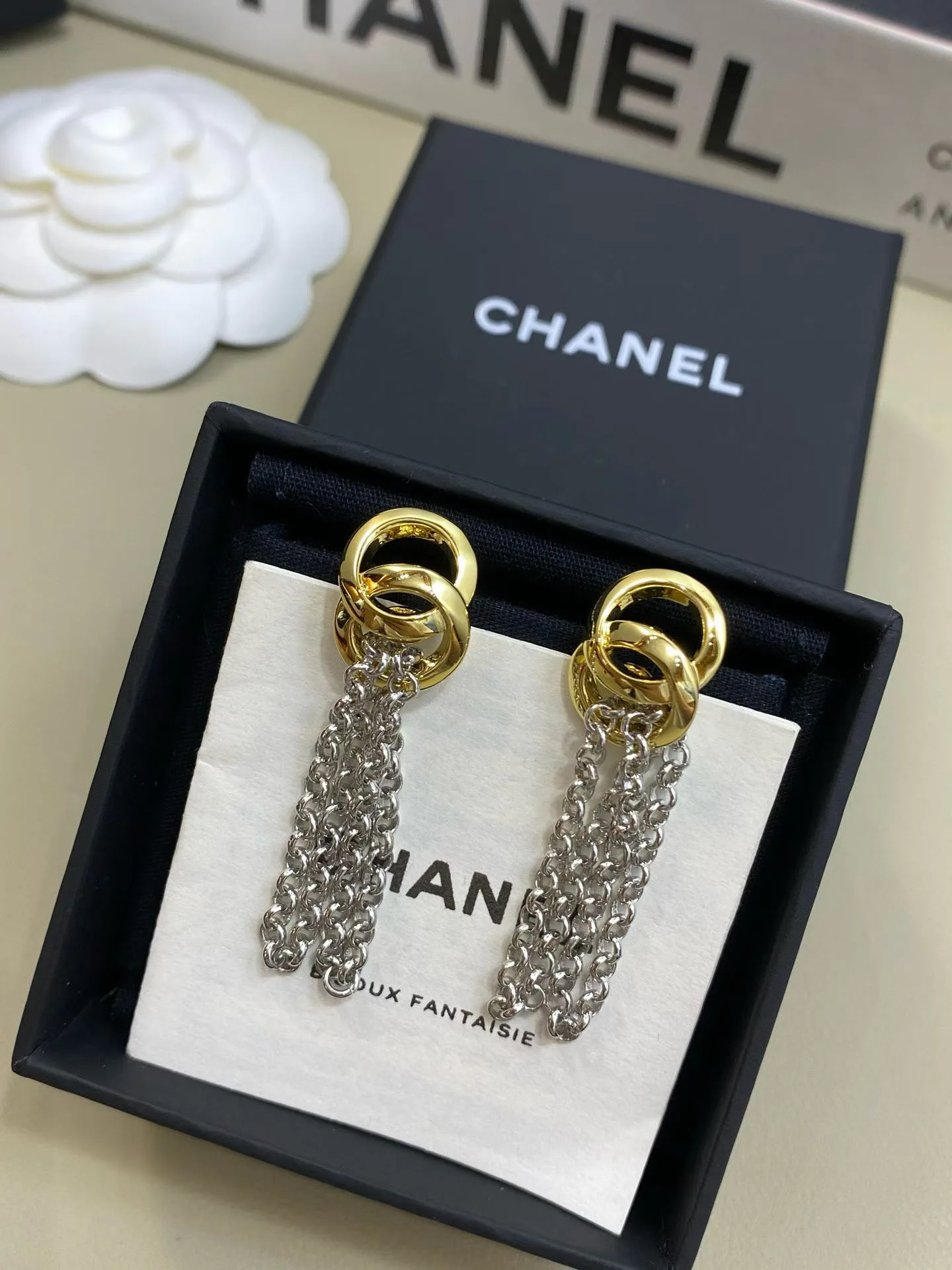 Бижутерия Chanel 18351206