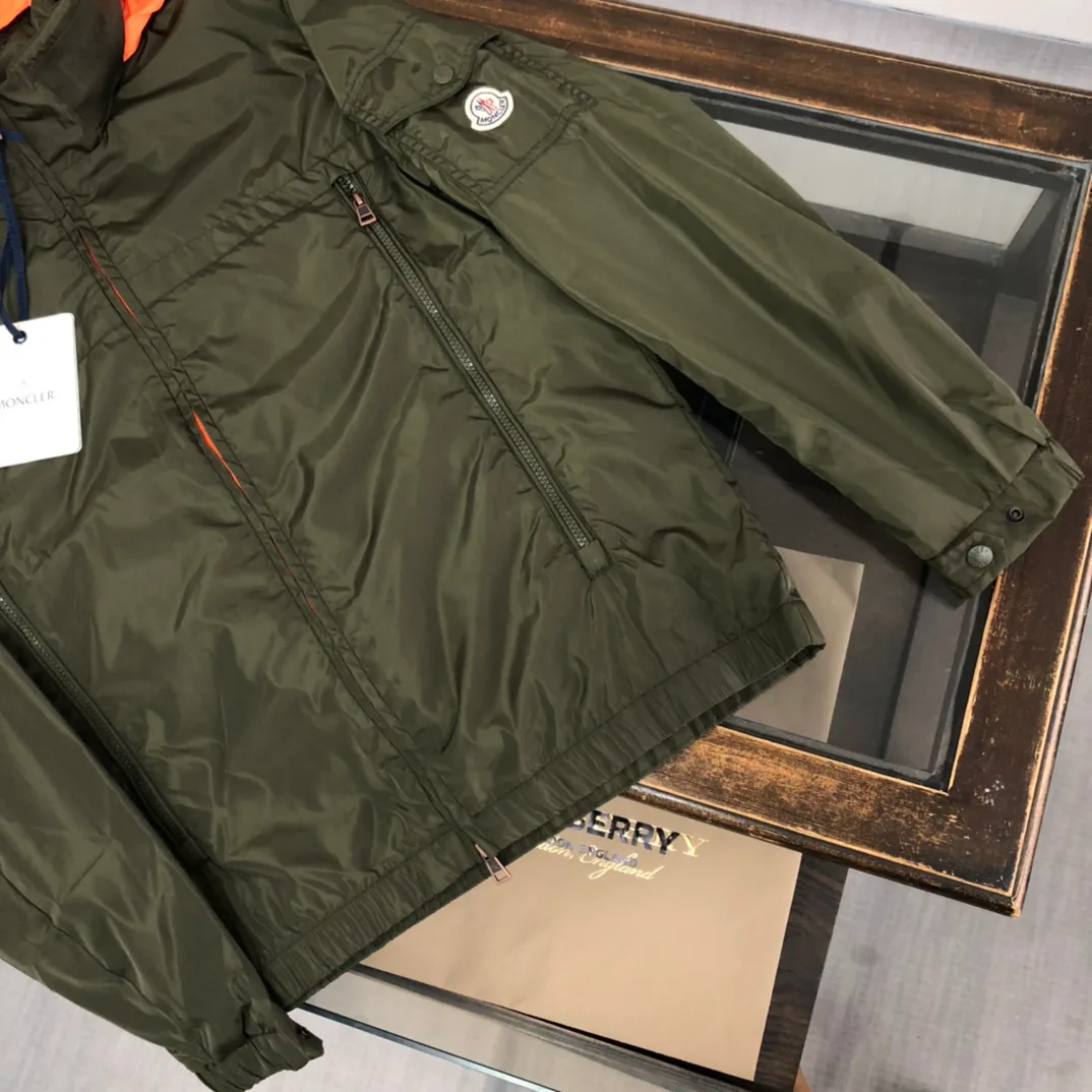 Куртки И Пуховики Мужские Moncler 7160