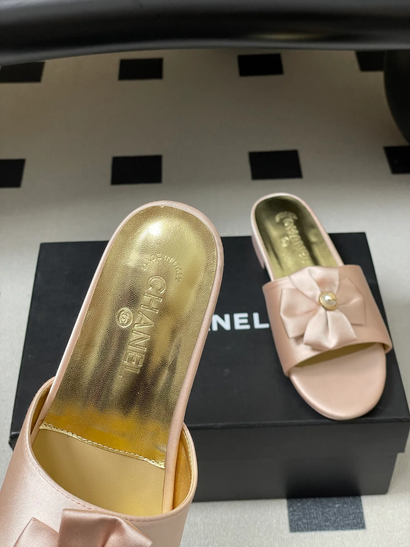 Шлепанцы Женские Chanel 1159676