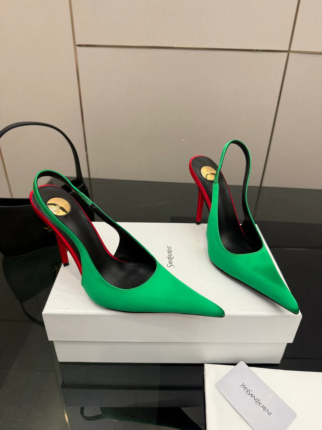 Босоножки Женские Saint Laurent 11409931